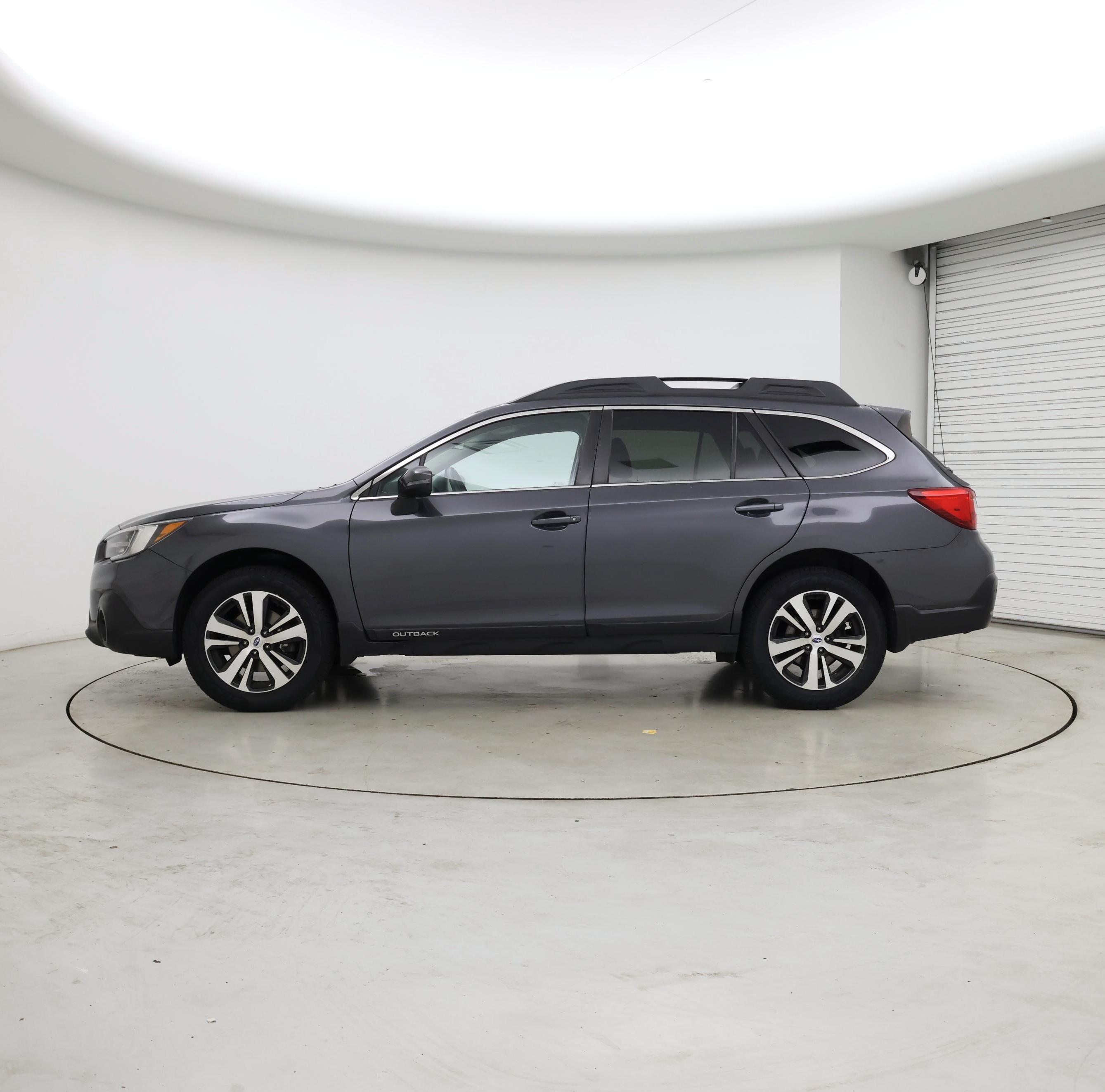 Thumbnail: 2019 Subaru Outback - 3