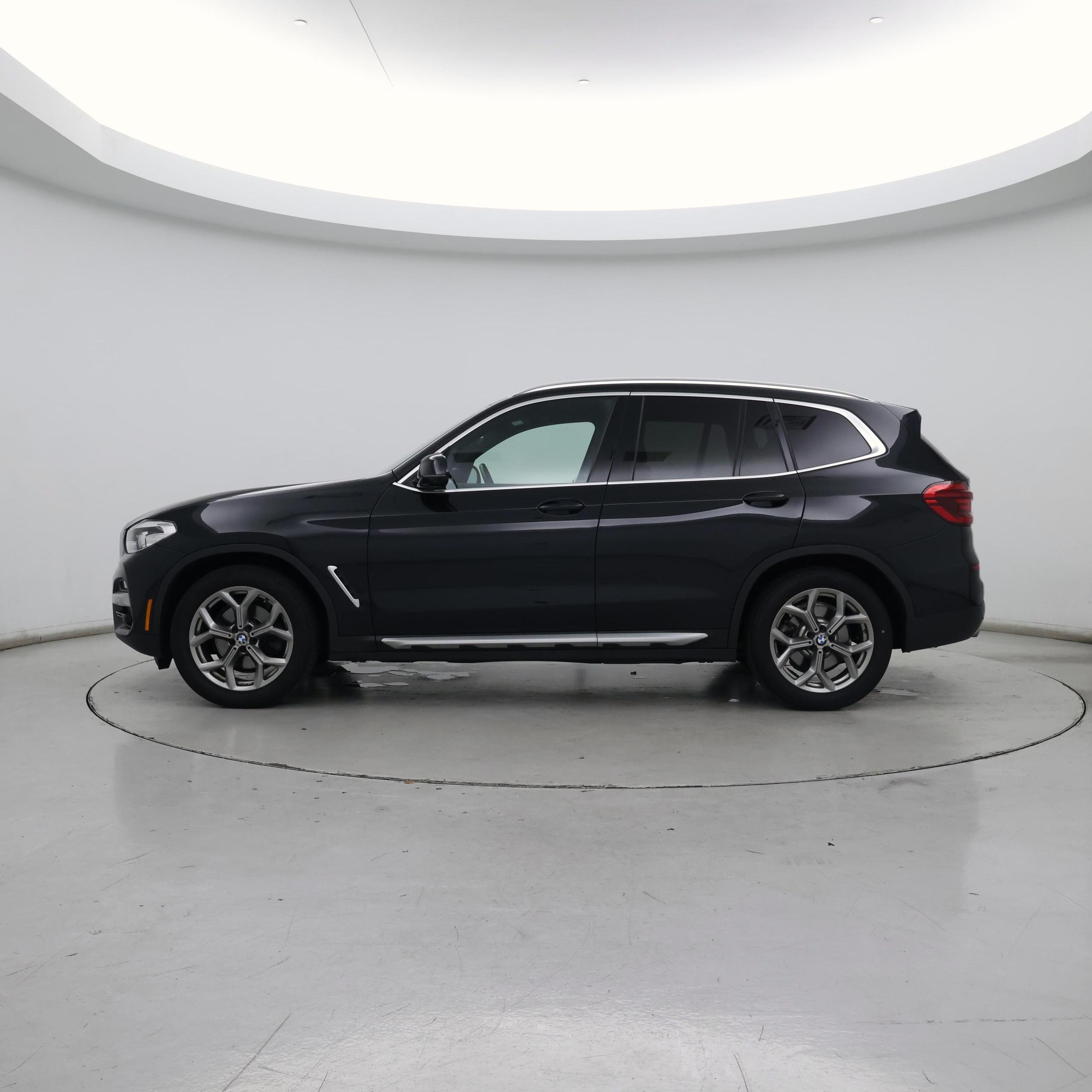 Thumbnail: 2021 BMW X3 - 3