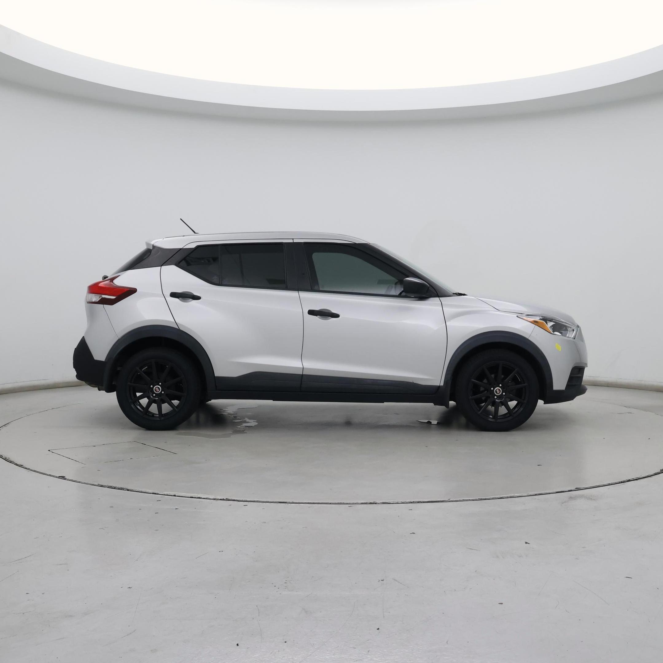 Thumbnail: 2020 Nissan Kicks - 7