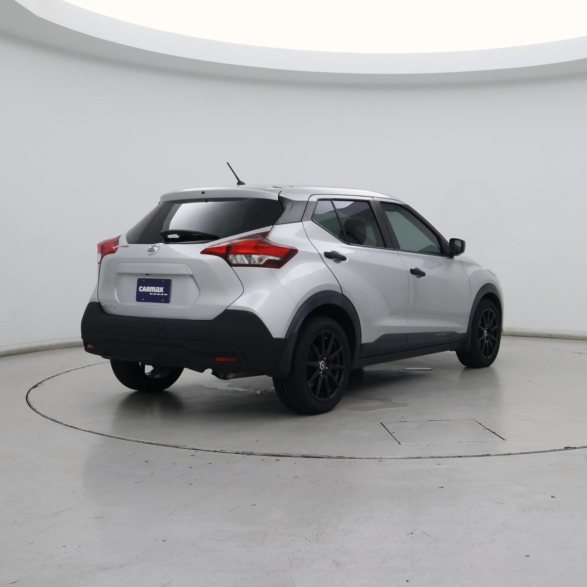 Thumbnail: 2020 Nissan Kicks - 8