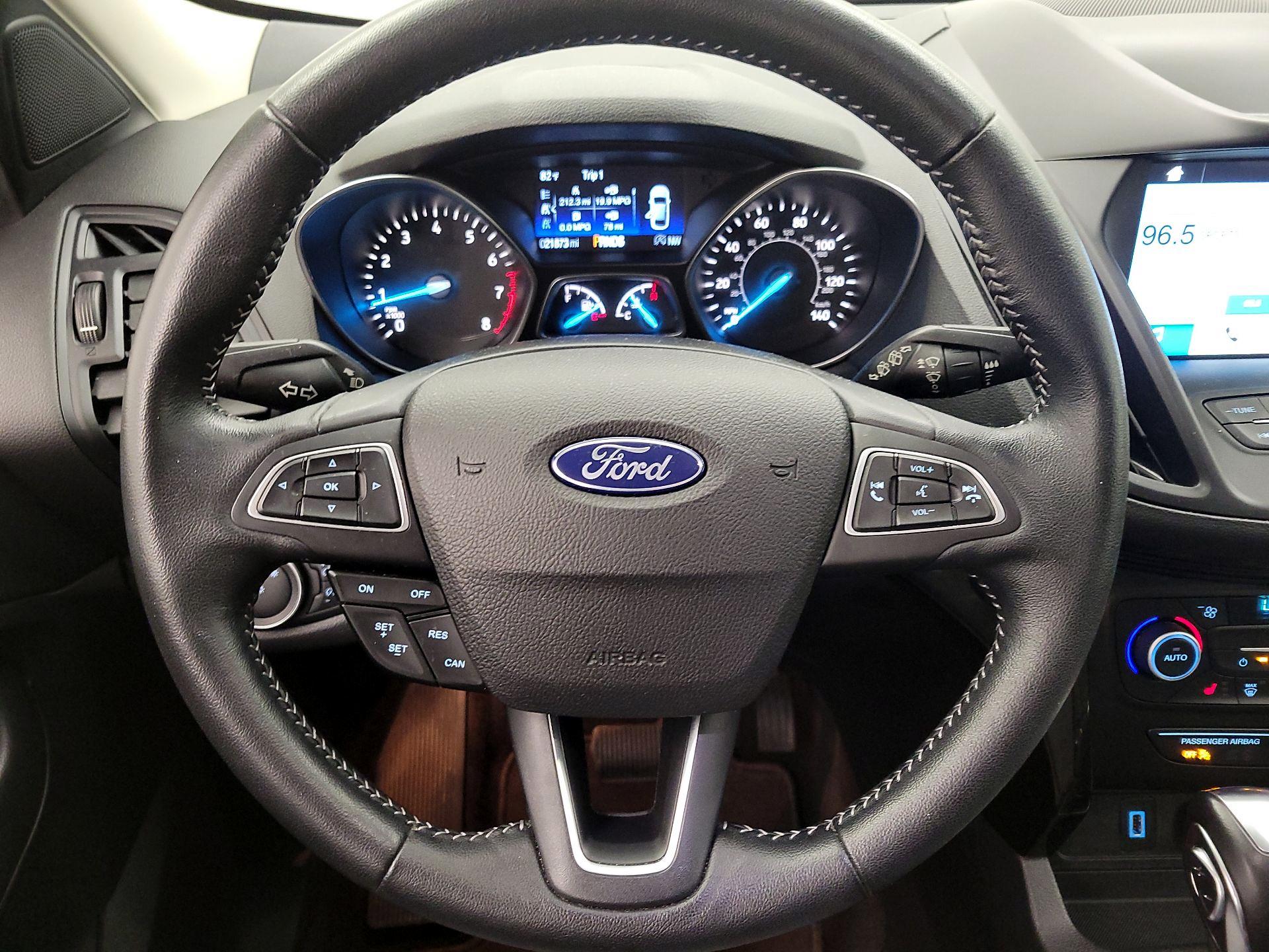 Thumbnail: 2019 Ford Escape - 10