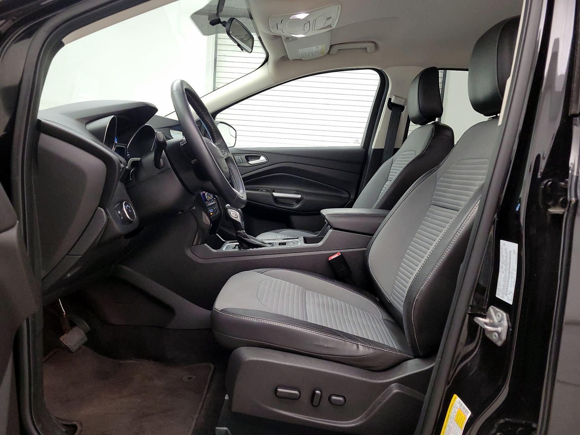 Thumbnail: 2019 Ford Escape - 11