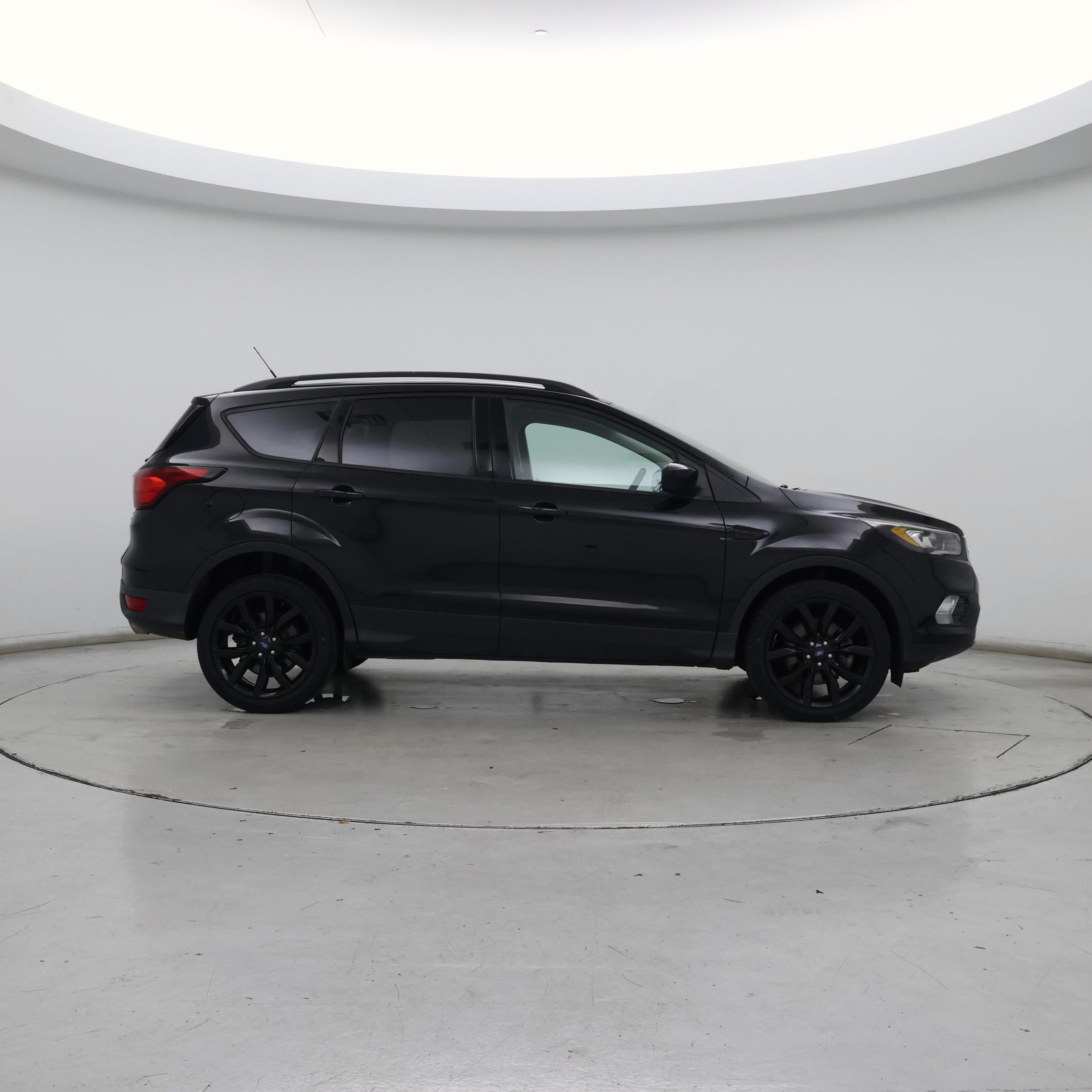 Thumbnail: 2019 Ford Escape - 7