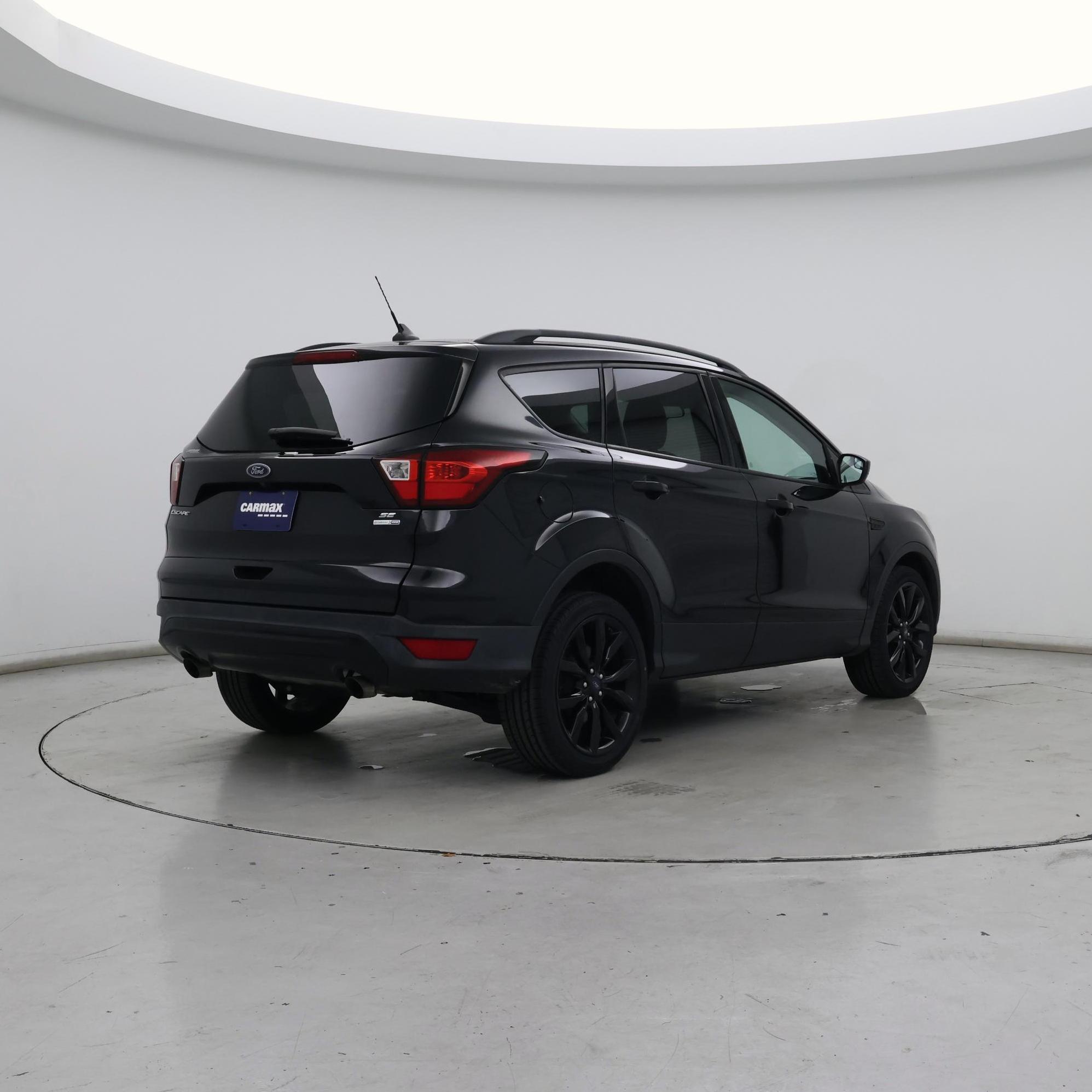 Thumbnail: 2019 Ford Escape - 8