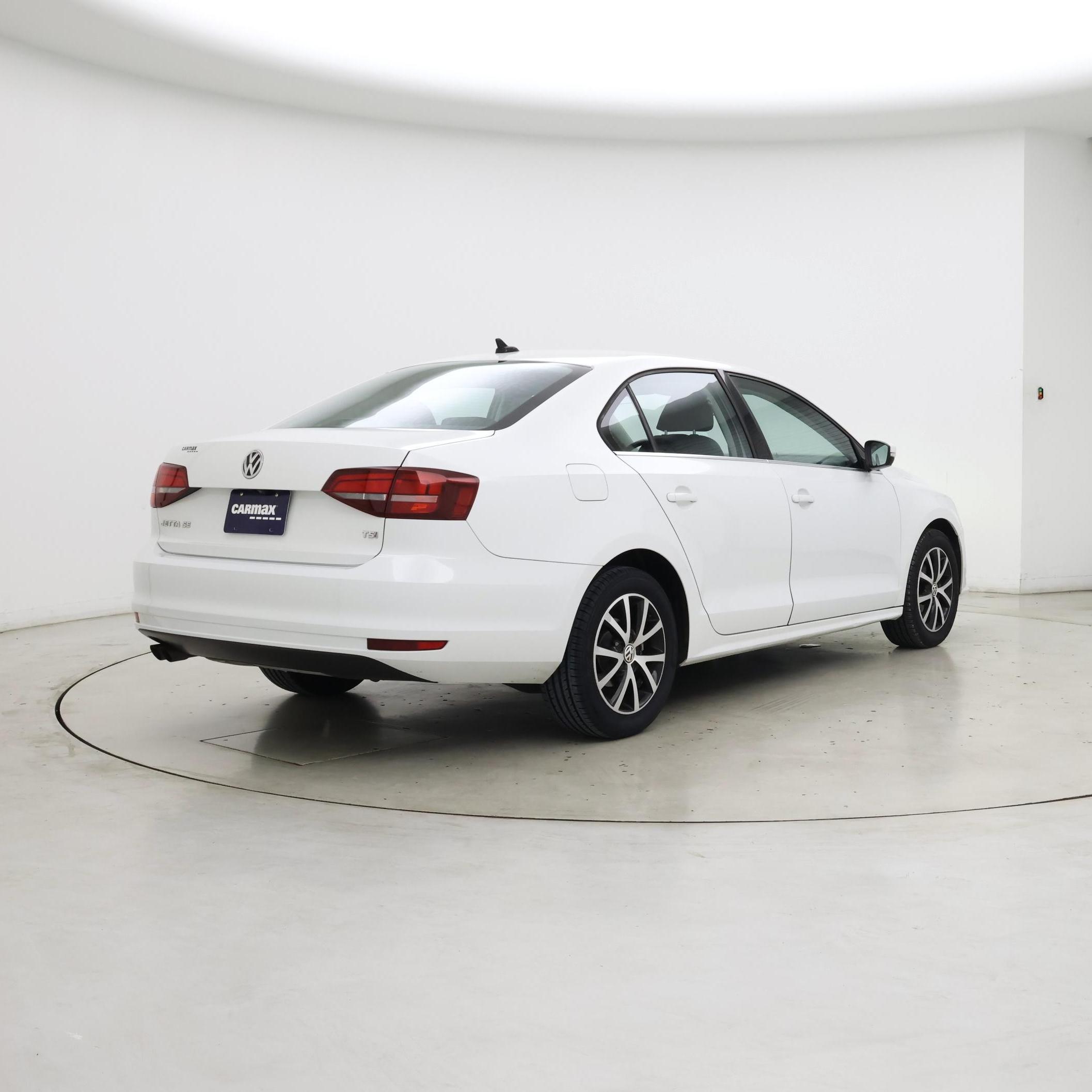 Thumbnail: 2017 Volkswagen Jetta - 8