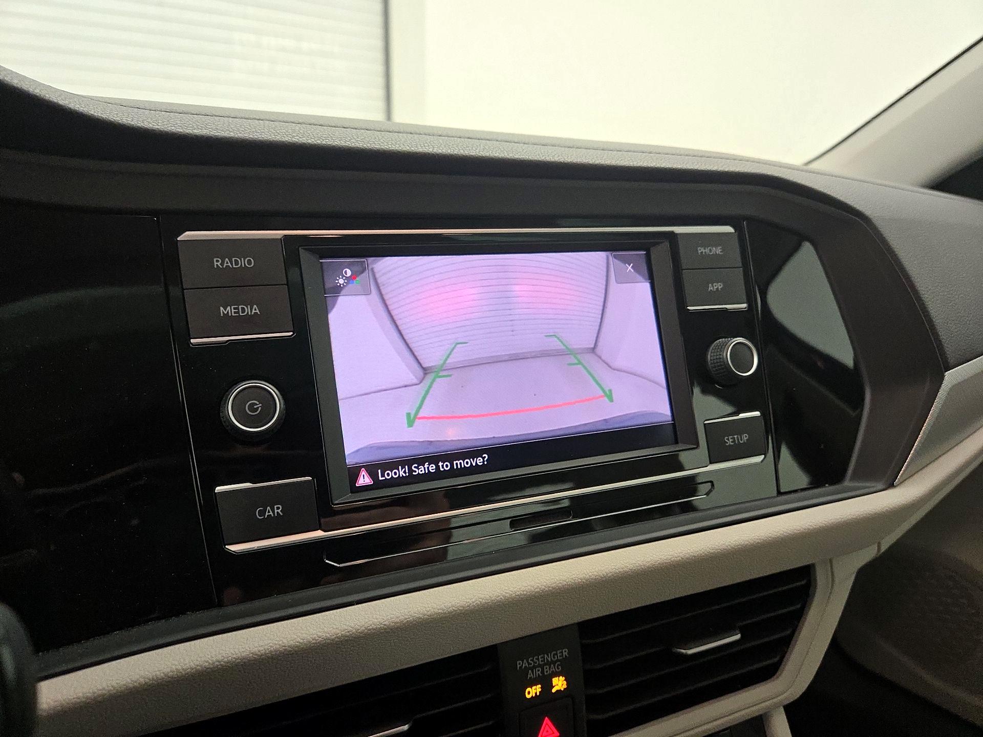 Thumbnail: 2019 Volkswagen Jetta - 14
