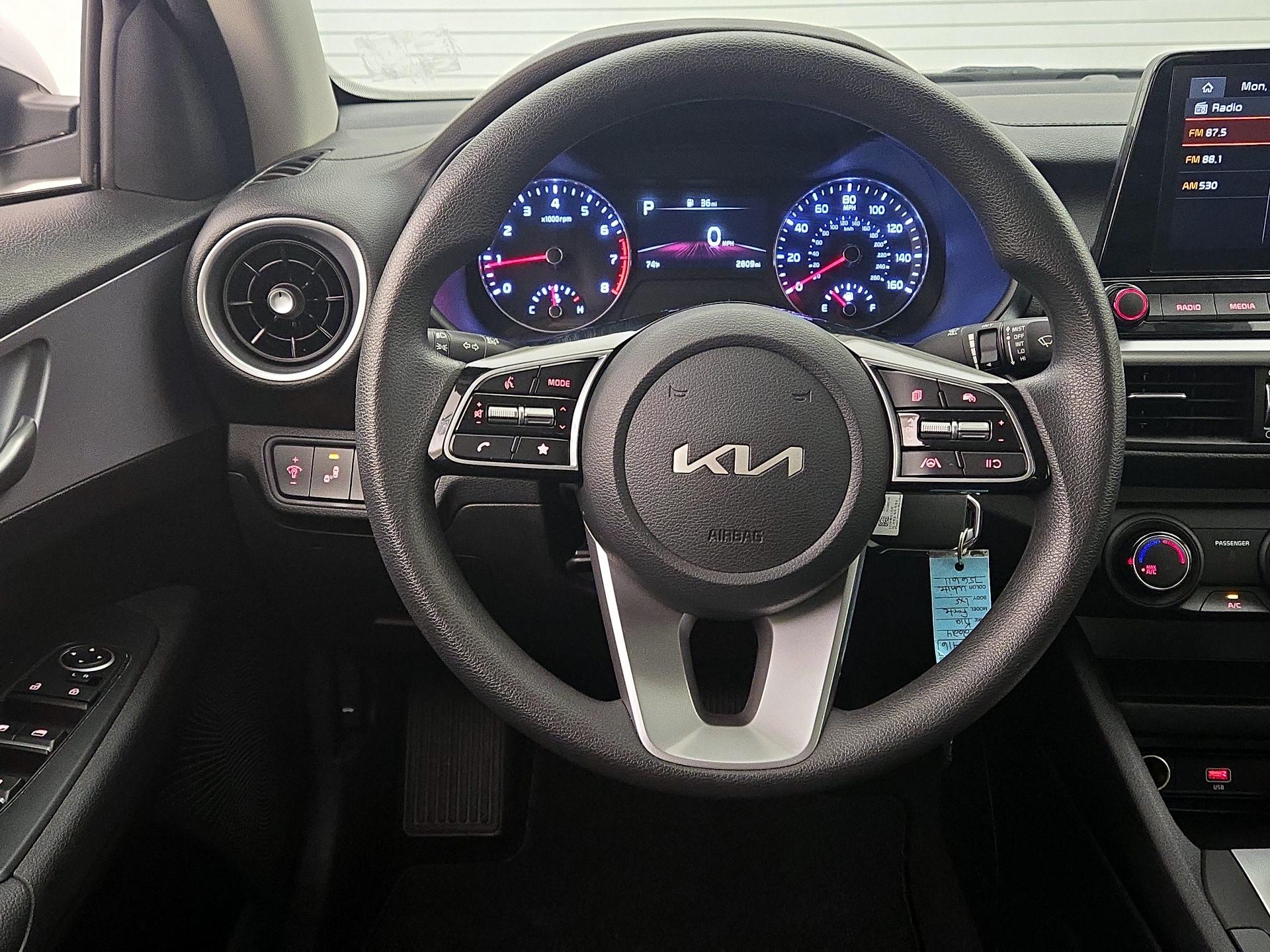 Thumbnail: 2024 Kia Forte - 10