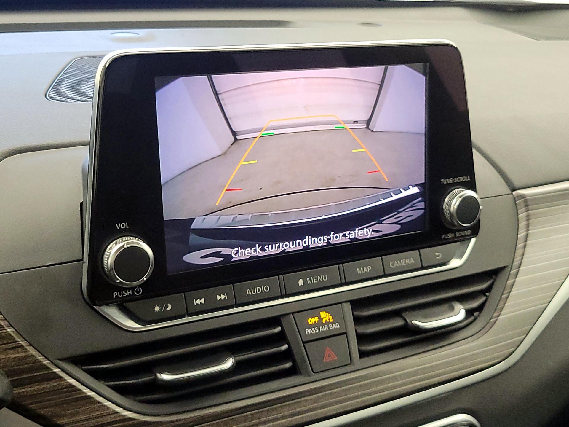 Thumbnail: 2019 Nissan Altima - 14