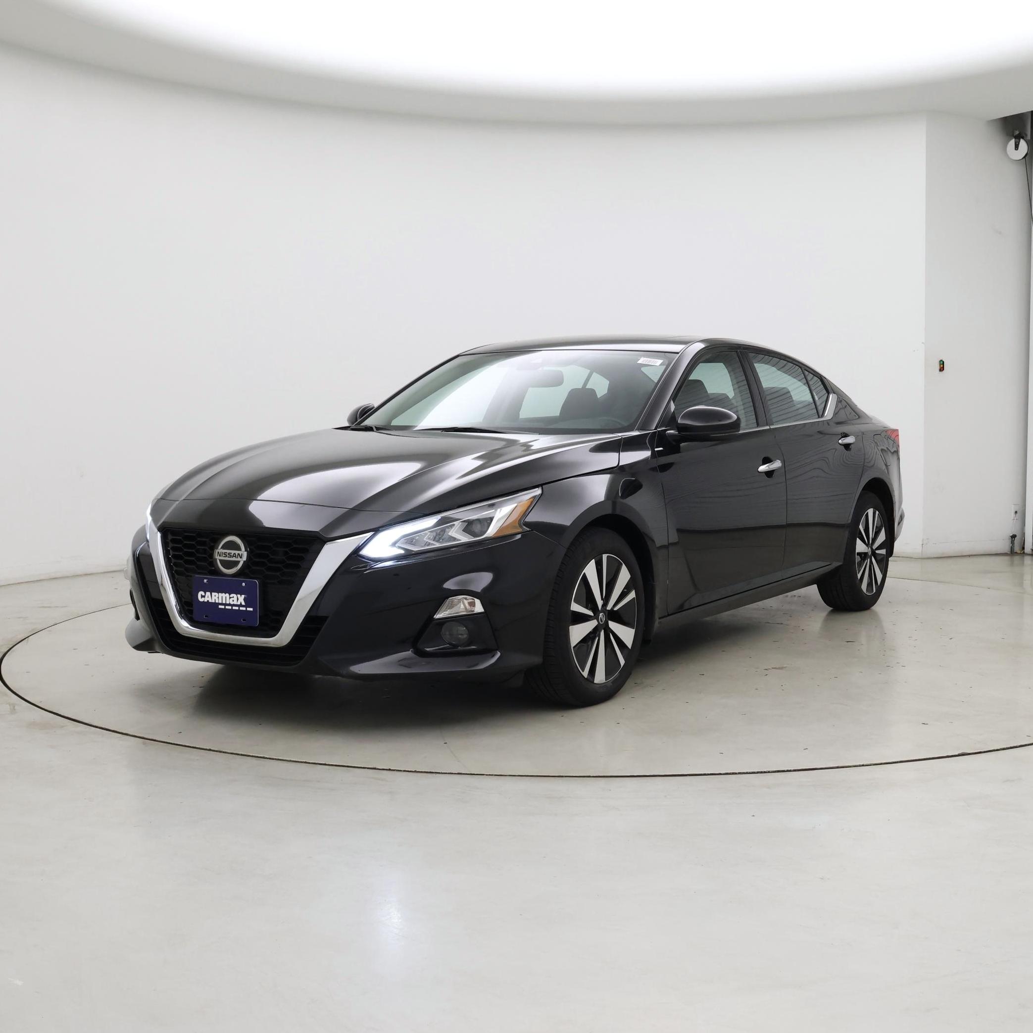 Thumbnail: 2019 Nissan Altima - 4