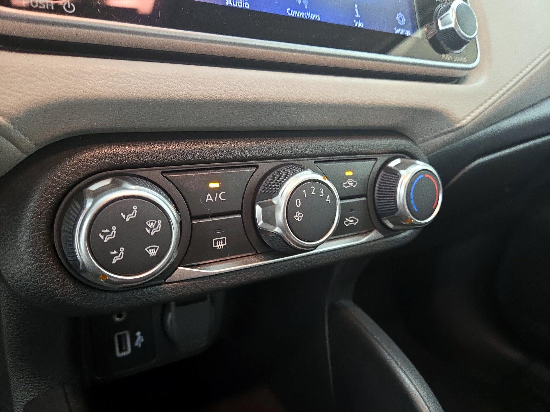 Thumbnail: 2021 Nissan Versa - 16