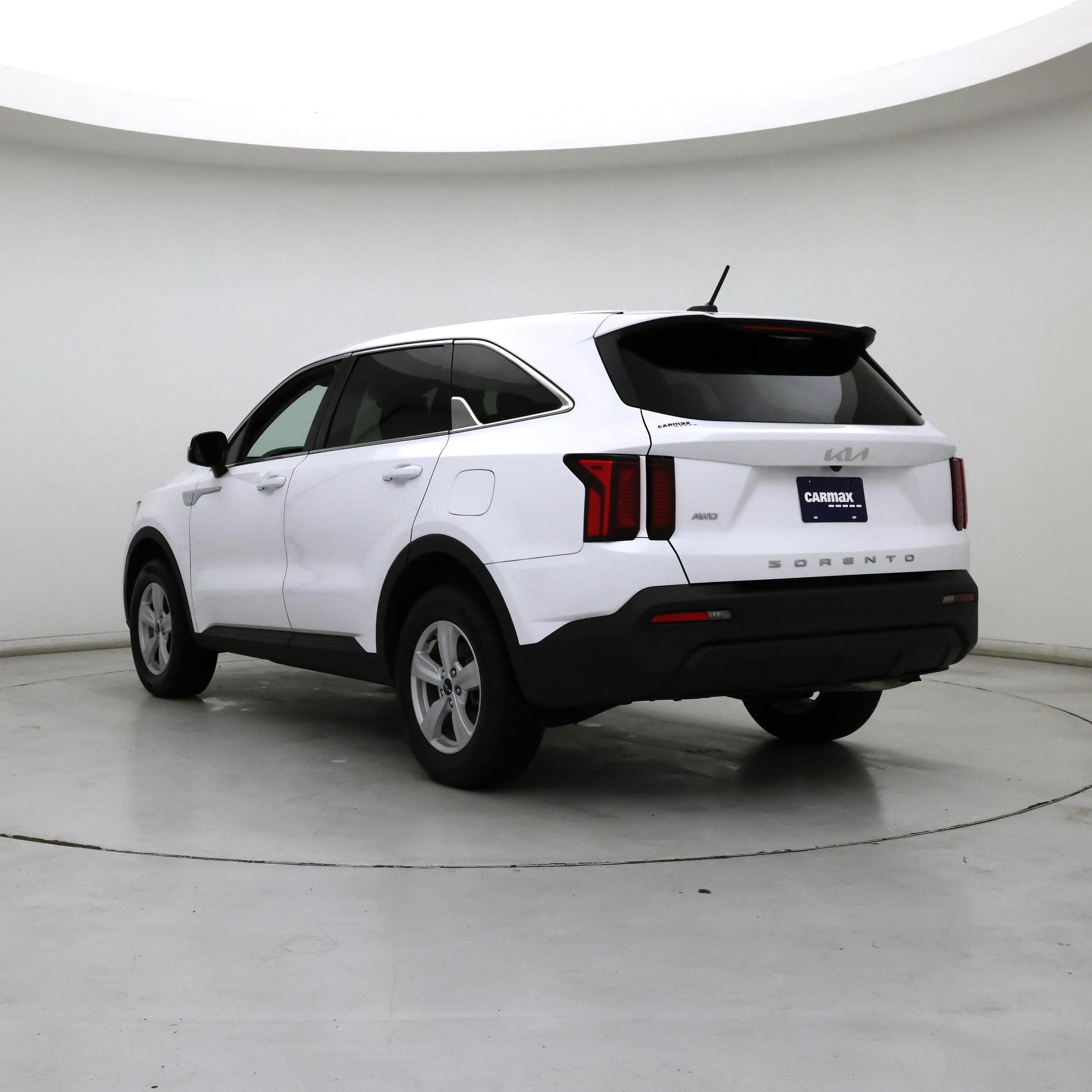 Thumbnail: 2022 Kia Sorento - 2