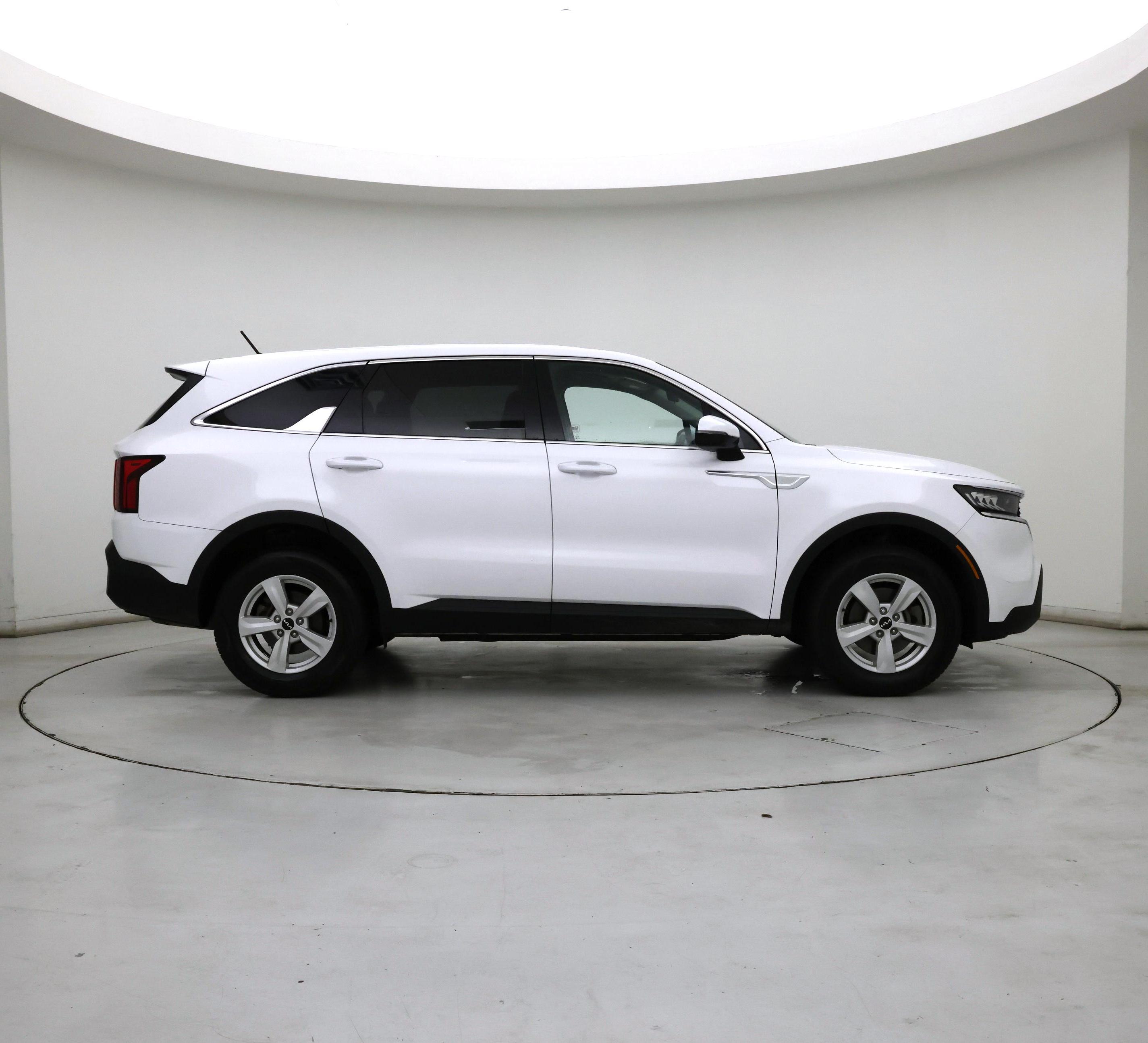 Thumbnail: 2022 Kia Sorento - 7