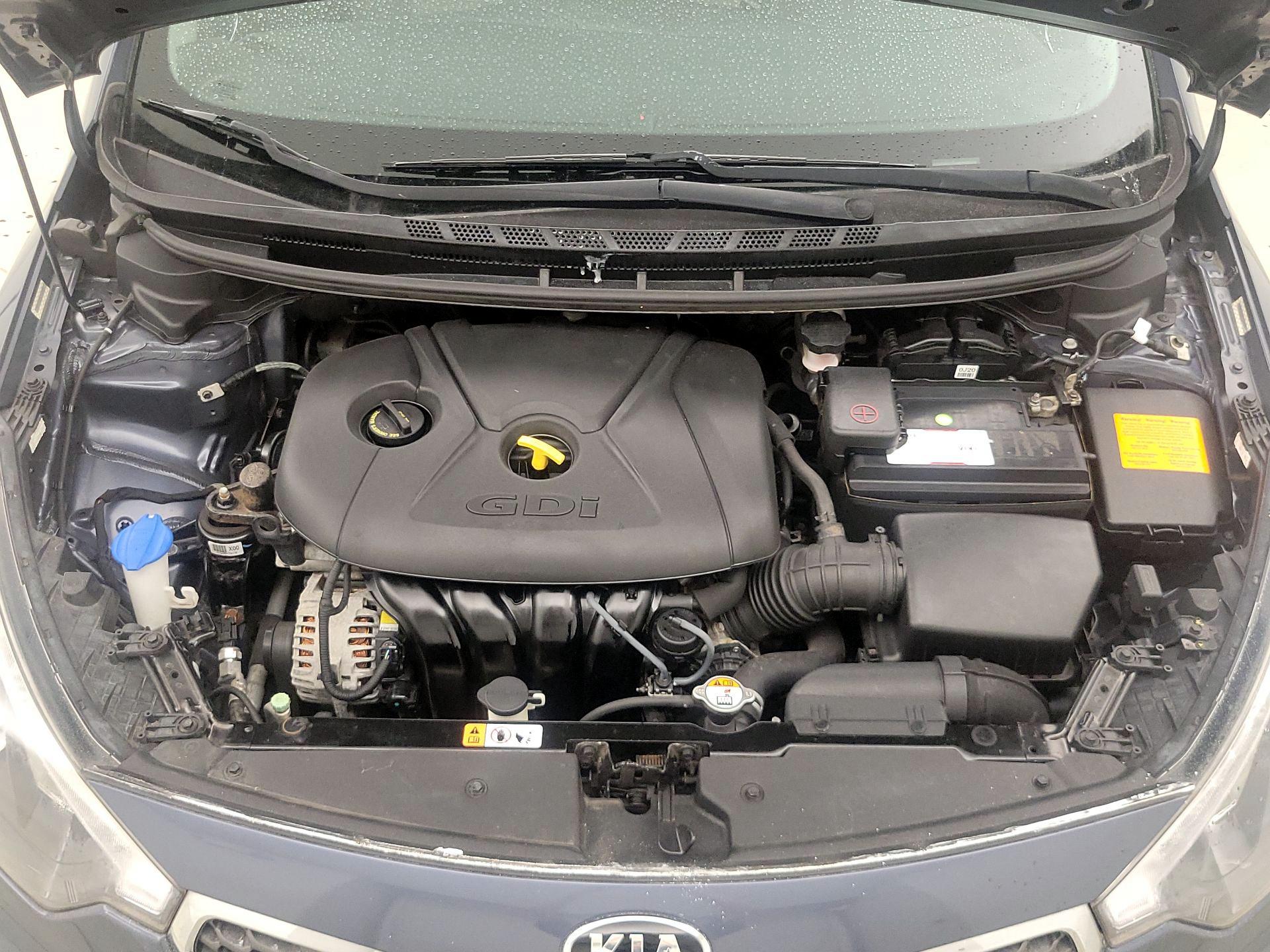 Thumbnail: 2015 Kia Forte - 19