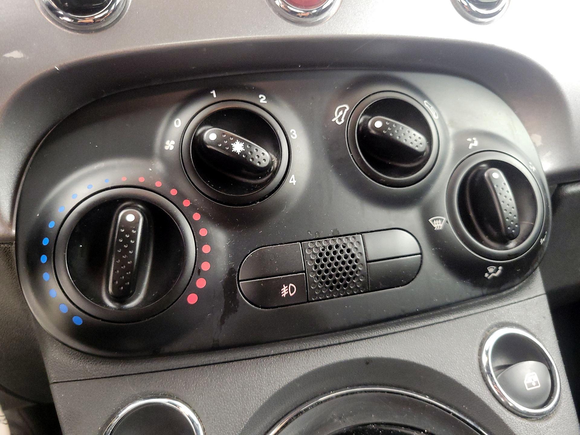 Thumbnail: 2015 Fiat 500 - 14