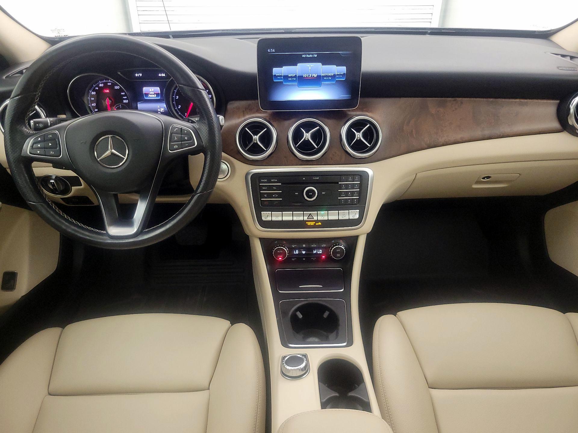 Thumbnail: 2019 Mercedes-Benz GLA - 9