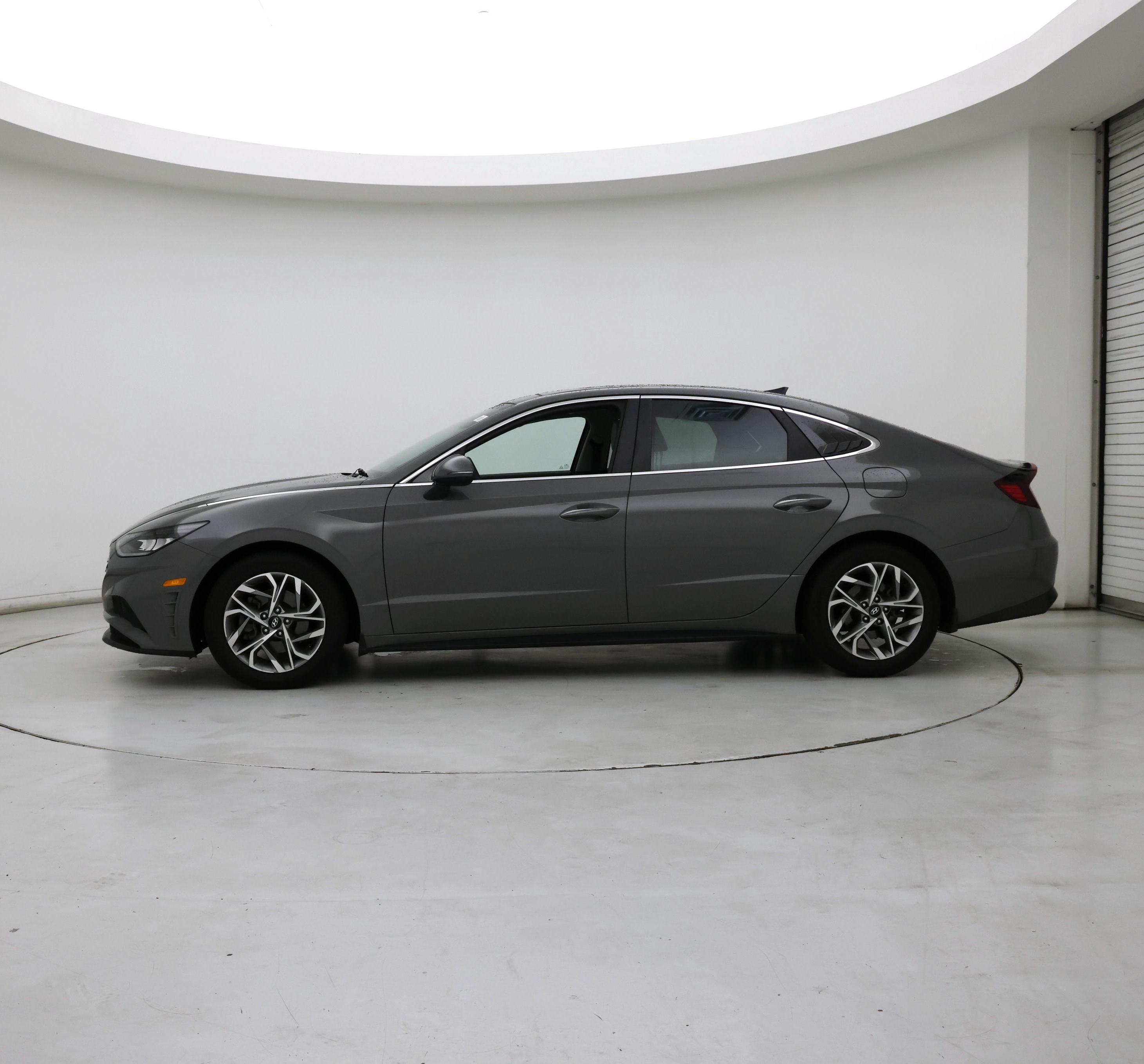 Thumbnail: 2023 Hyundai Sonata - 3