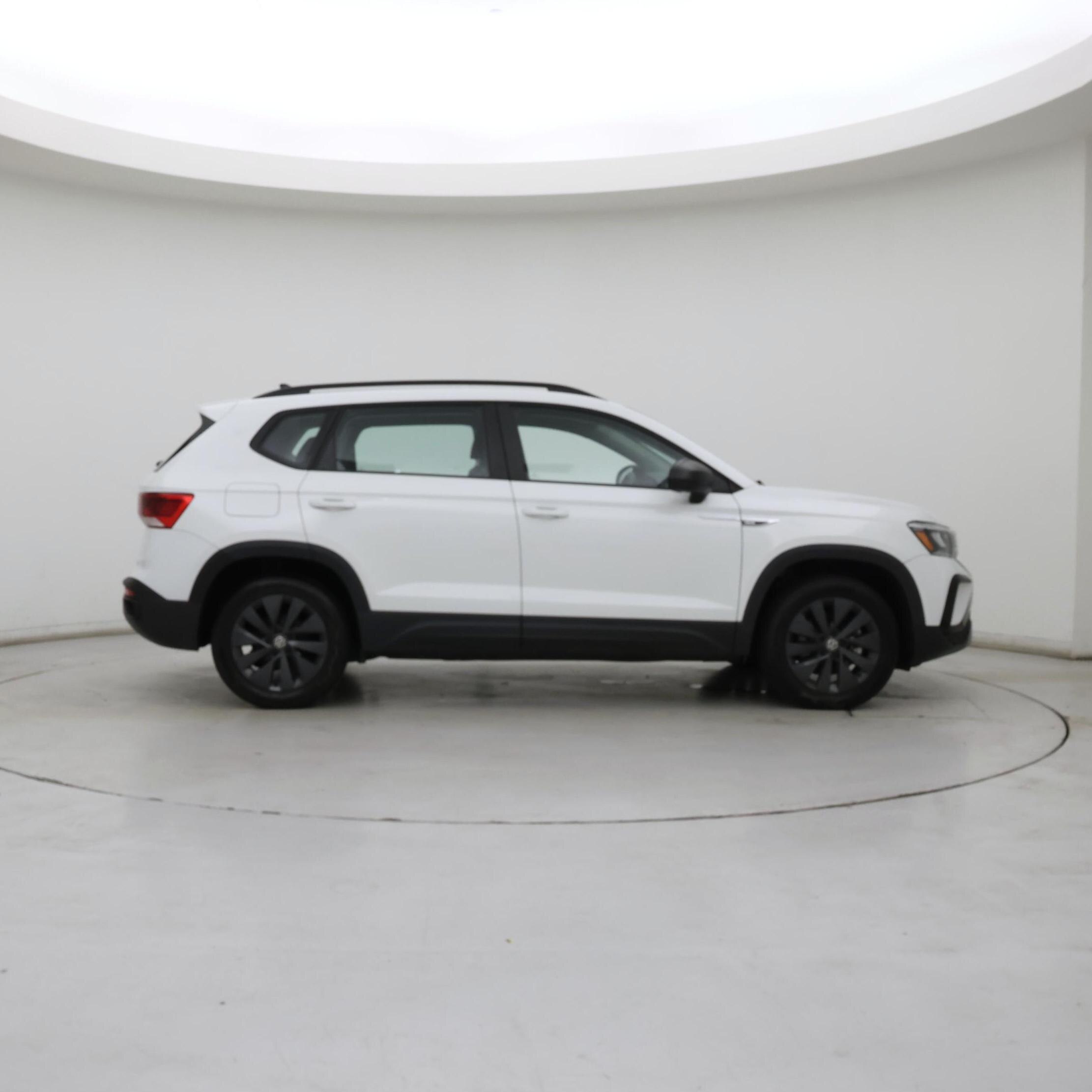 Thumbnail: 2022 Volkswagen Taos - 7