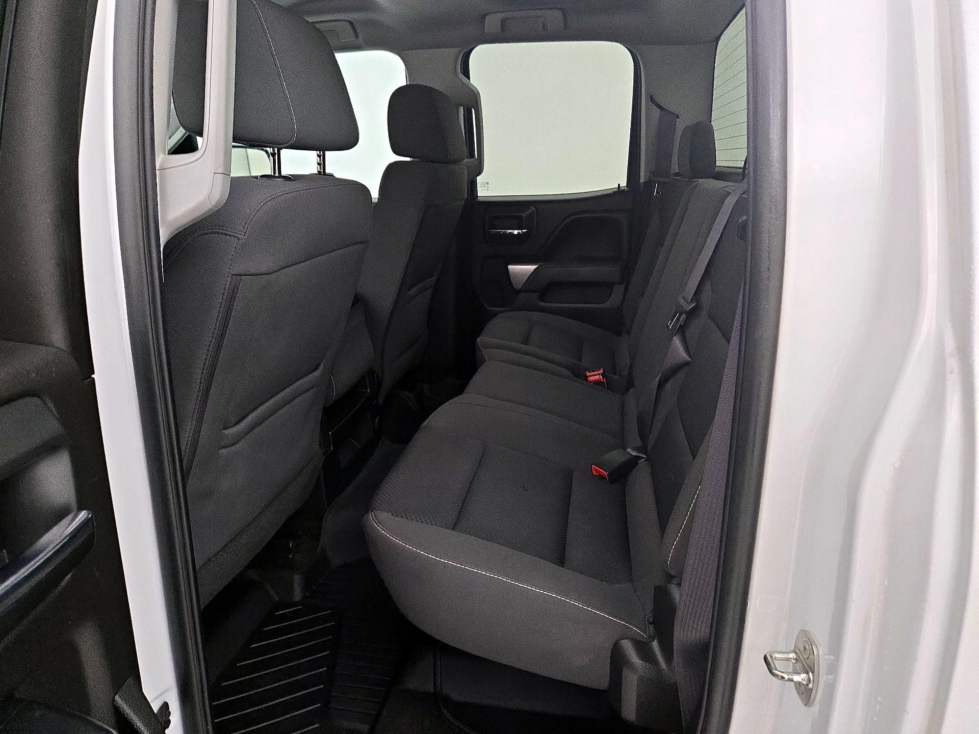 Thumbnail: 2016 Chevrolet Silverado 1500 - 18