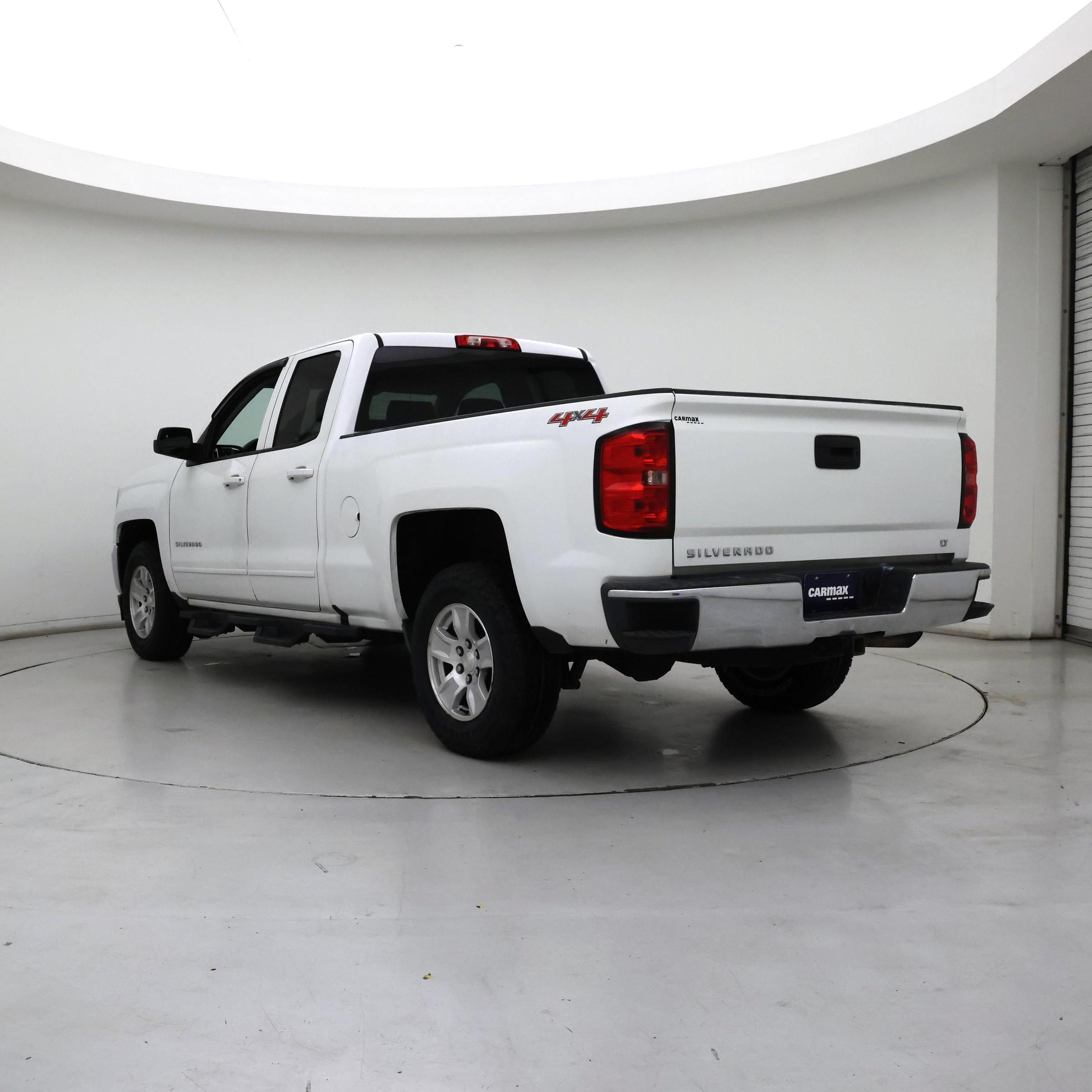 Thumbnail: 2016 Chevrolet Silverado 1500 - 2