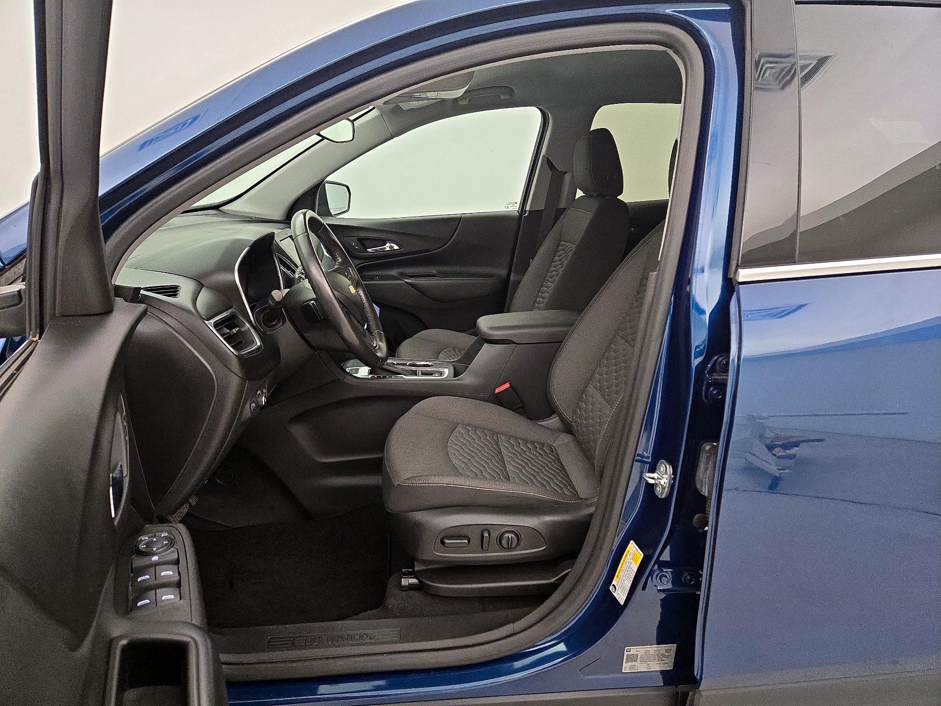 Thumbnail: 2020 Chevrolet Equinox - 11