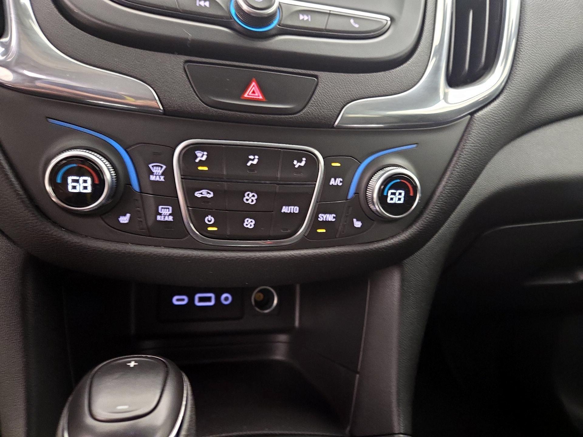 Thumbnail: 2020 Chevrolet Equinox - 16