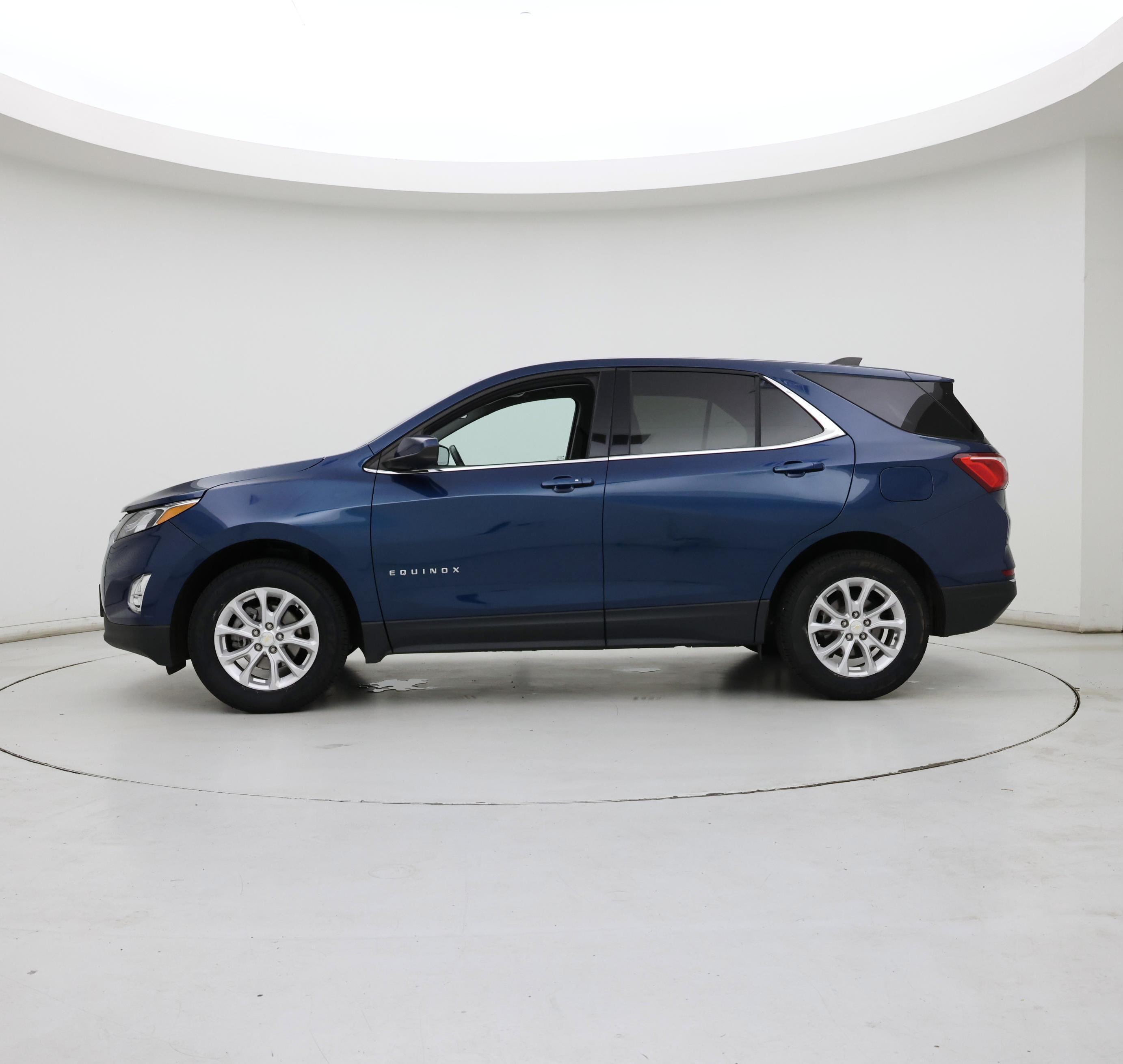Thumbnail: 2020 Chevrolet Equinox - 3