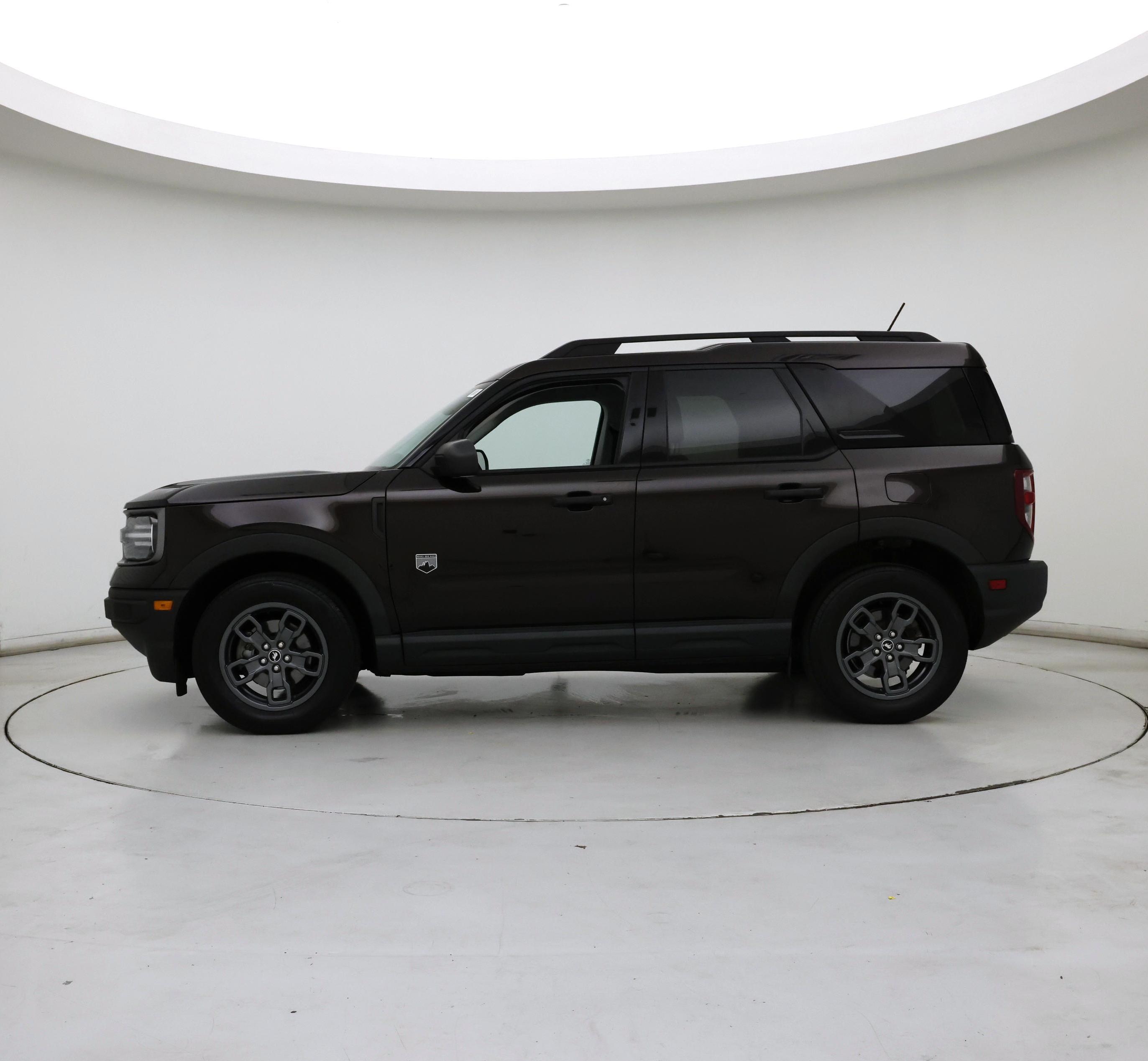 Thumbnail: 2021 Ford Bronco Sport - 3