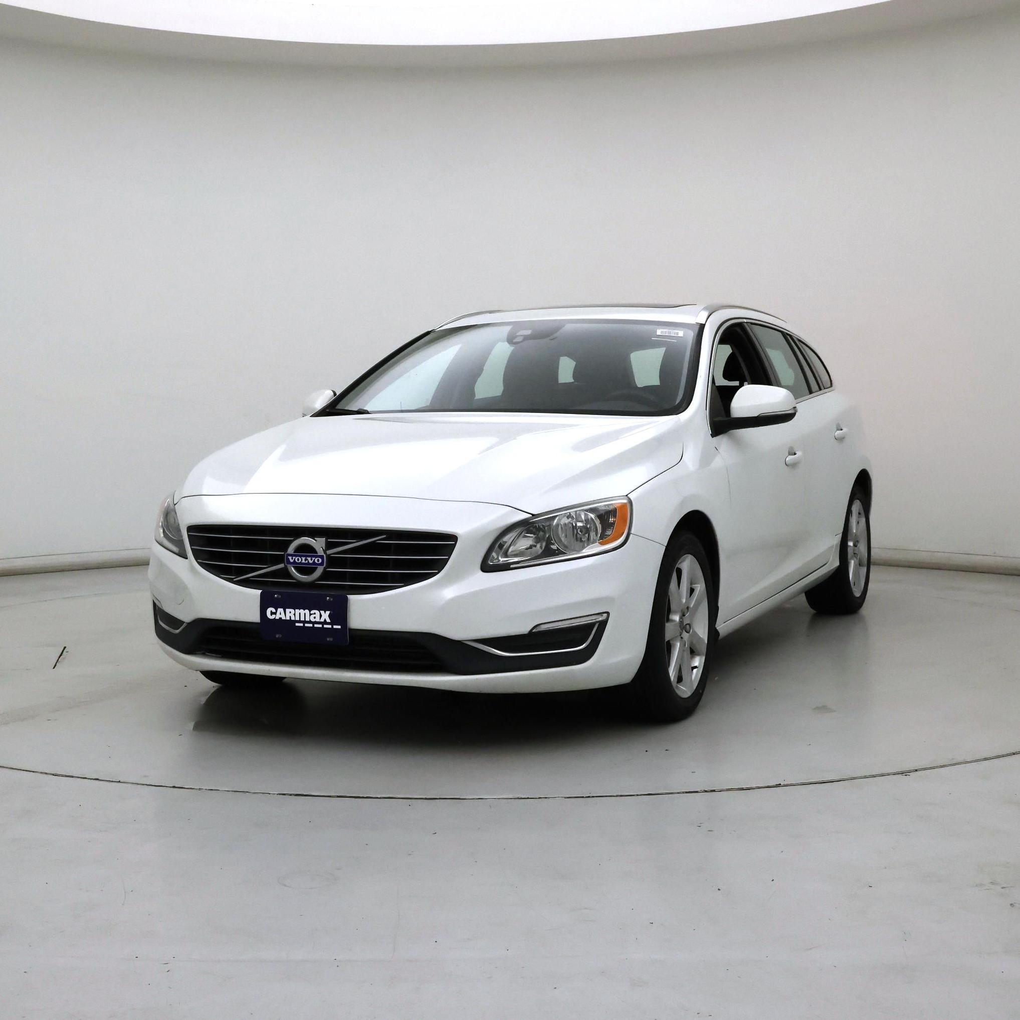 Thumbnail: 2017 Volvo V60 - 4