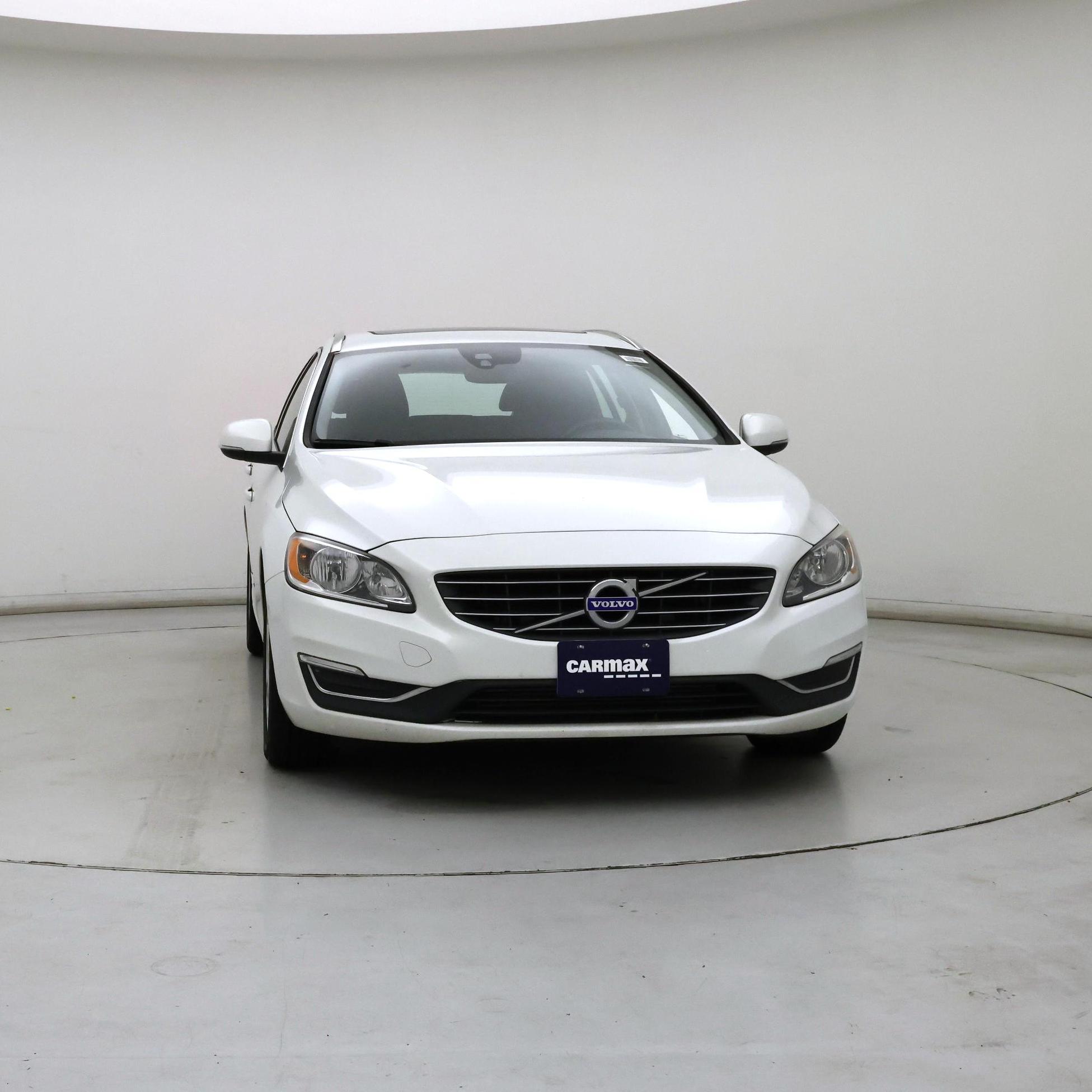 Thumbnail: 2017 Volvo V60 - 5