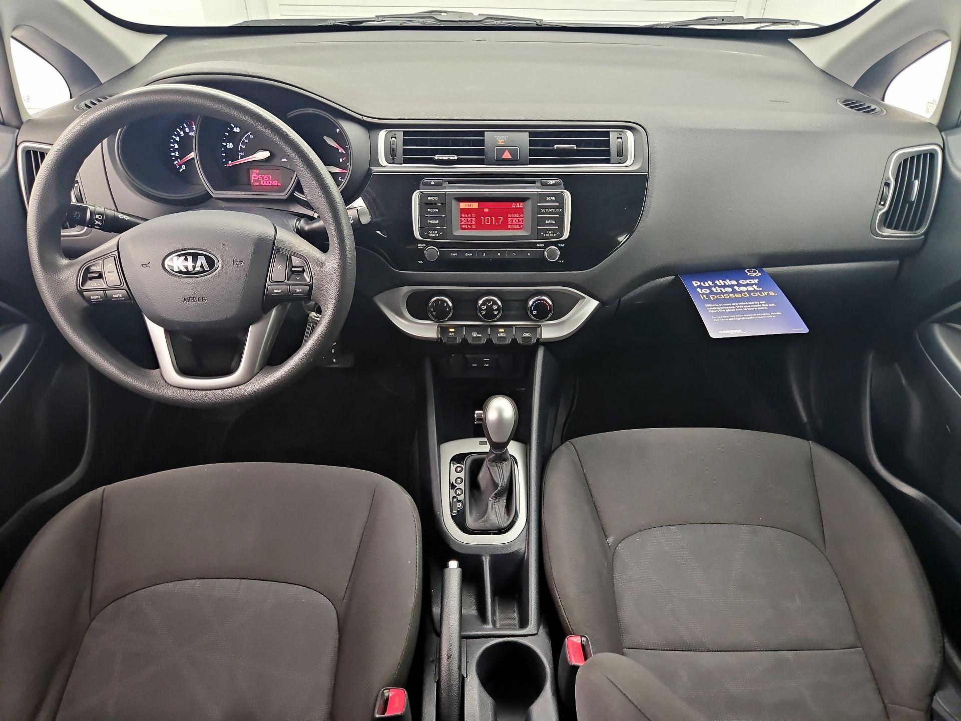 Thumbnail: 2016 Kia Rio - 9