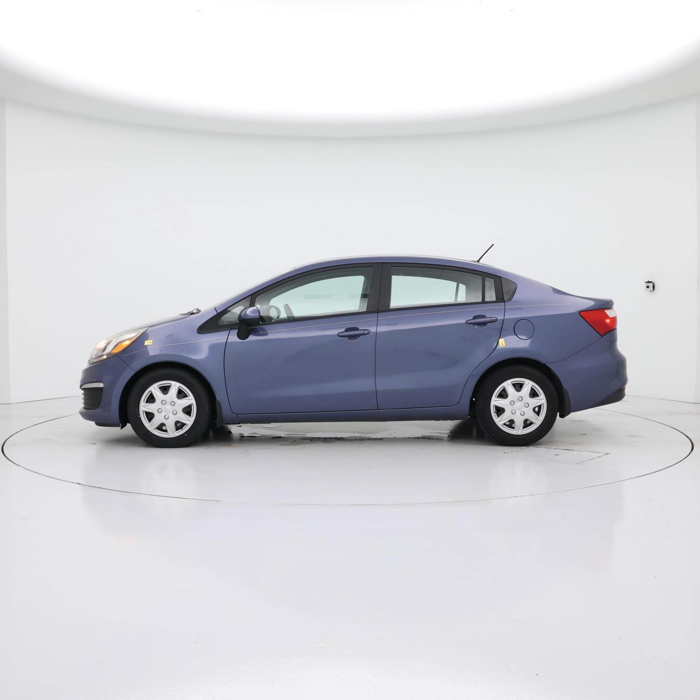 Thumbnail: 2016 Kia Rio - 3