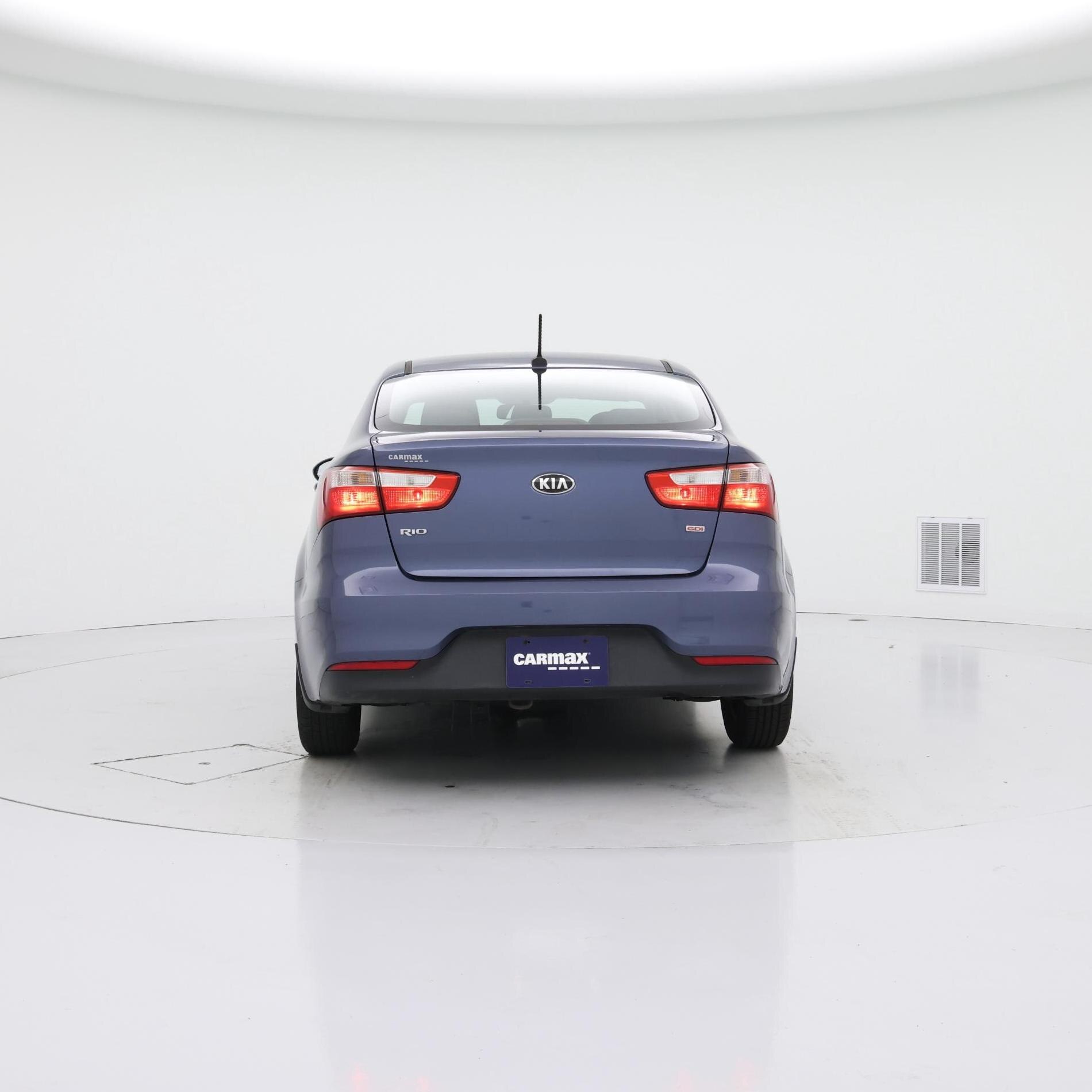 Thumbnail: 2016 Kia Rio - 6