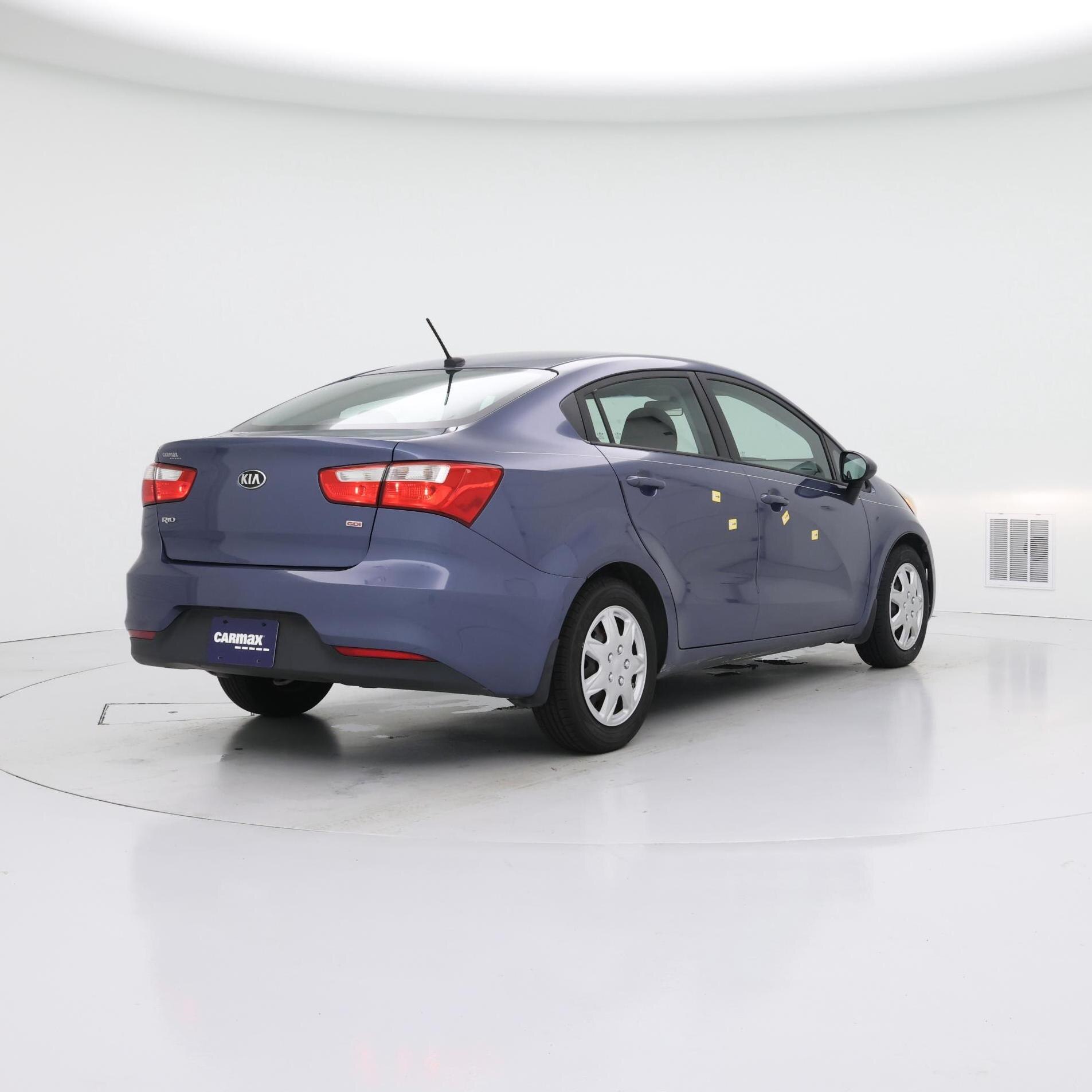 Thumbnail: 2016 Kia Rio - 8