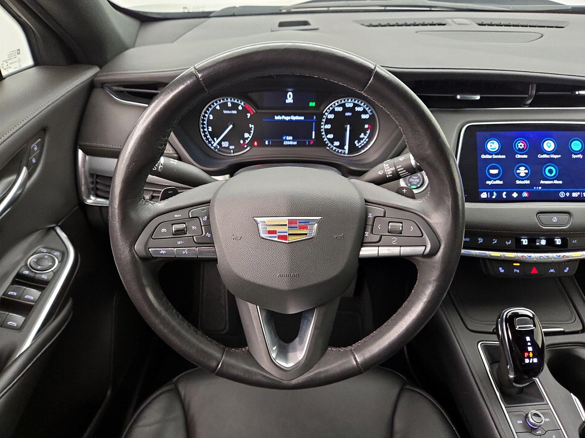 Thumbnail: 2023 Cadillac XT4 - 10