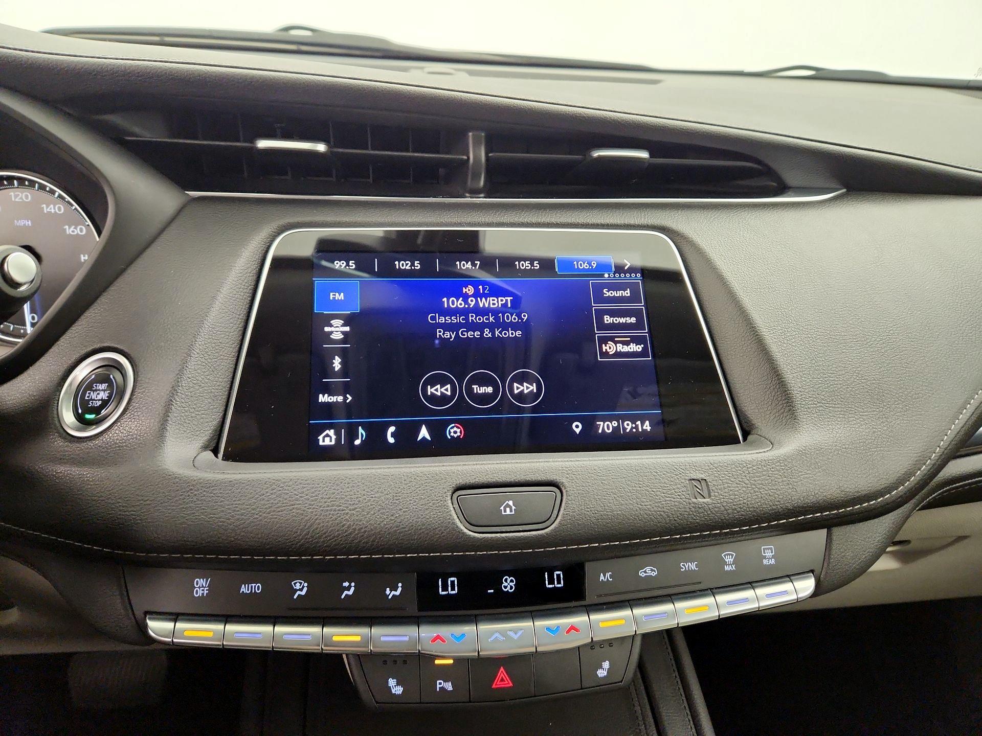 Thumbnail: 2019 Cadillac XT4 - 16
