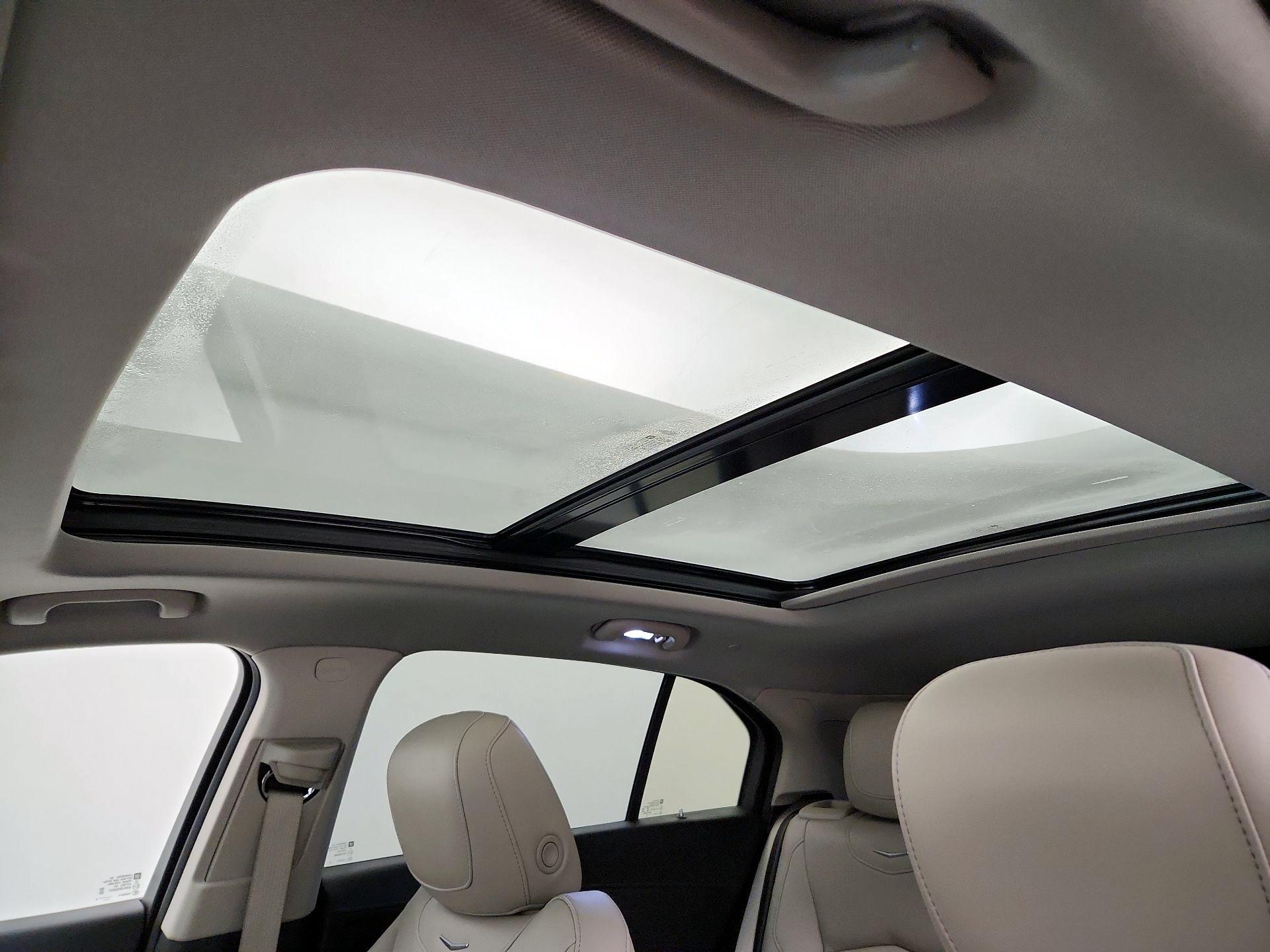 Thumbnail: 2019 Cadillac XT4 - 20