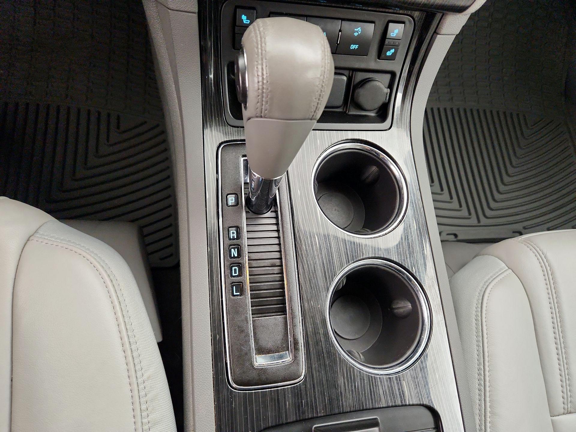 Thumbnail: 2016 Chevrolet Traverse - 18