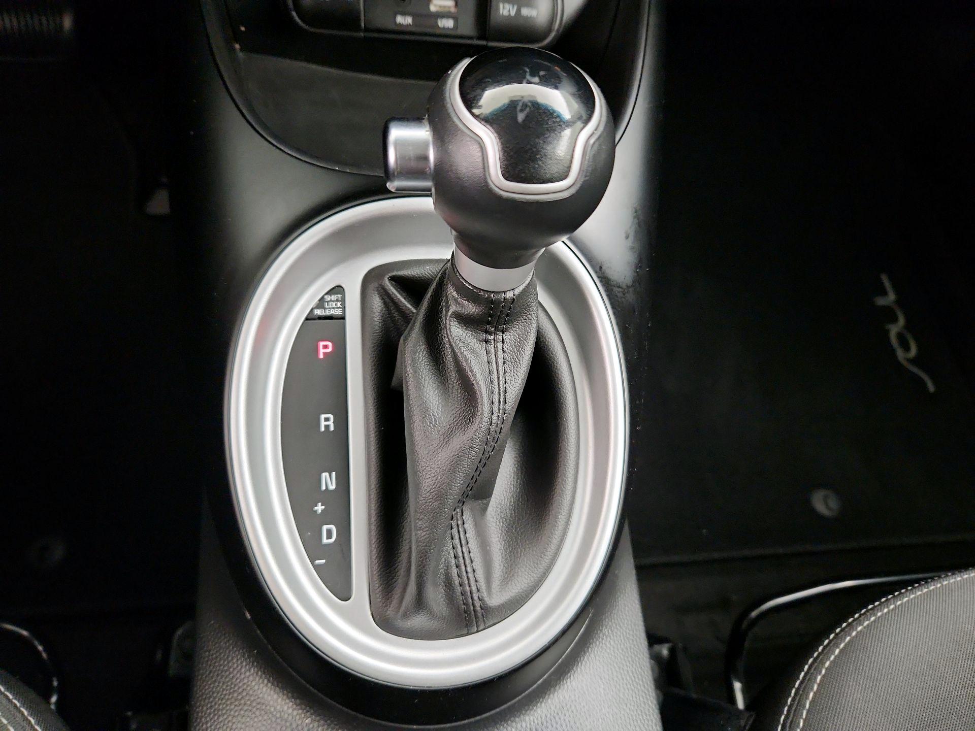 Thumbnail: 2016 Kia Soul - 16