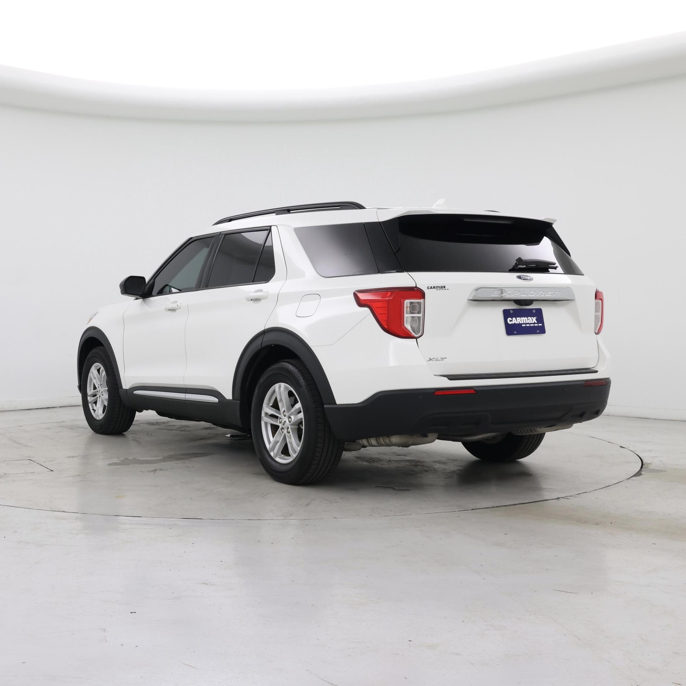 Thumbnail: 2022 Ford Explorer - 2