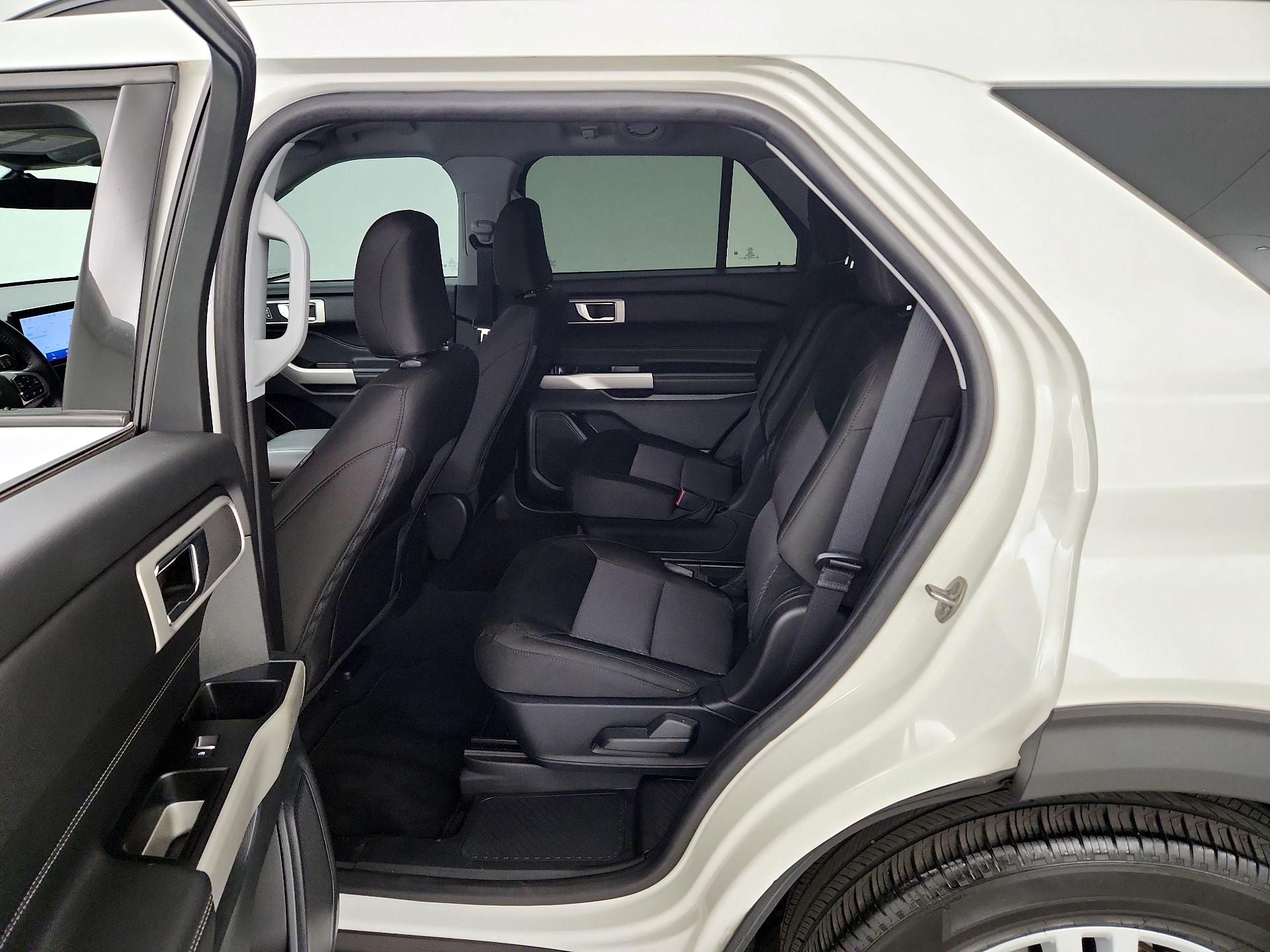 Thumbnail: 2022 Ford Explorer - 19