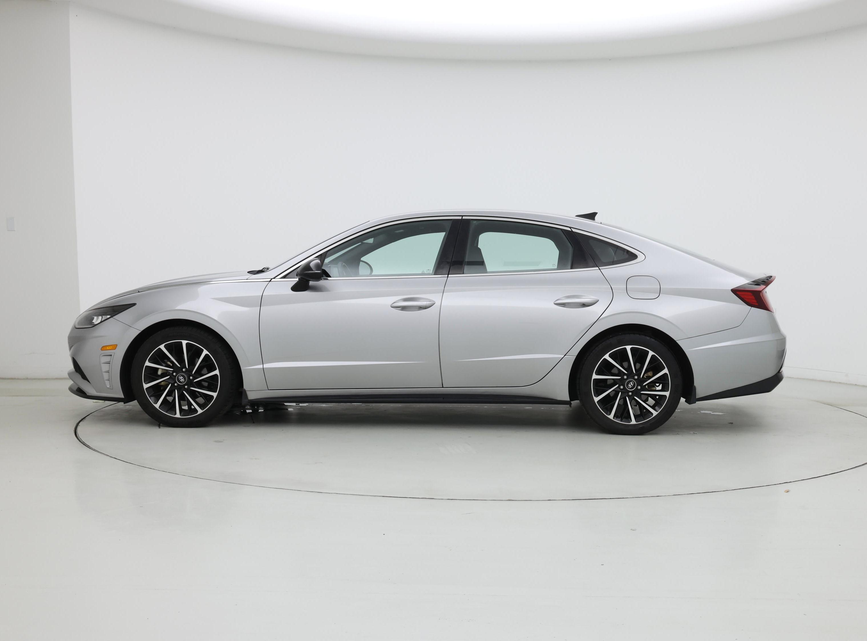 Thumbnail: 2020 Hyundai Sonata - 3
