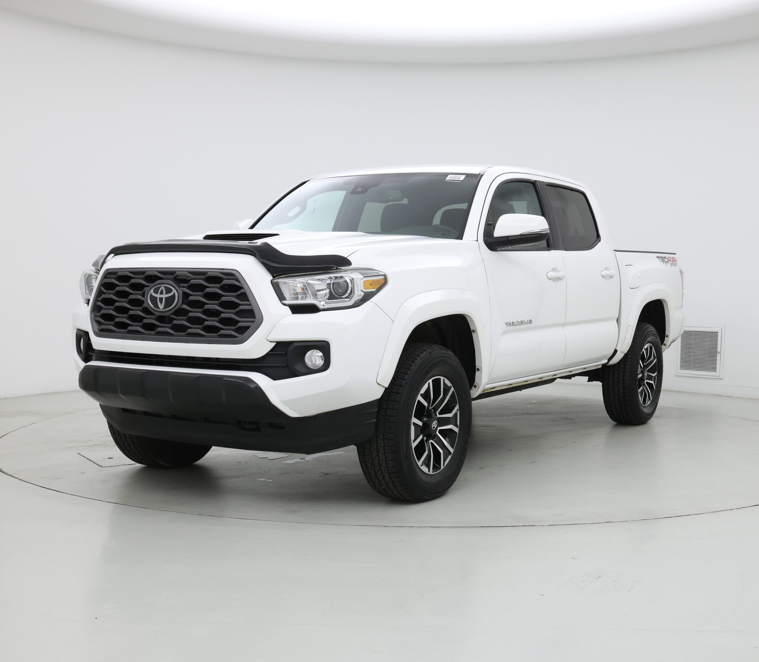 Thumbnail: 2020 Toyota Tacoma - 4