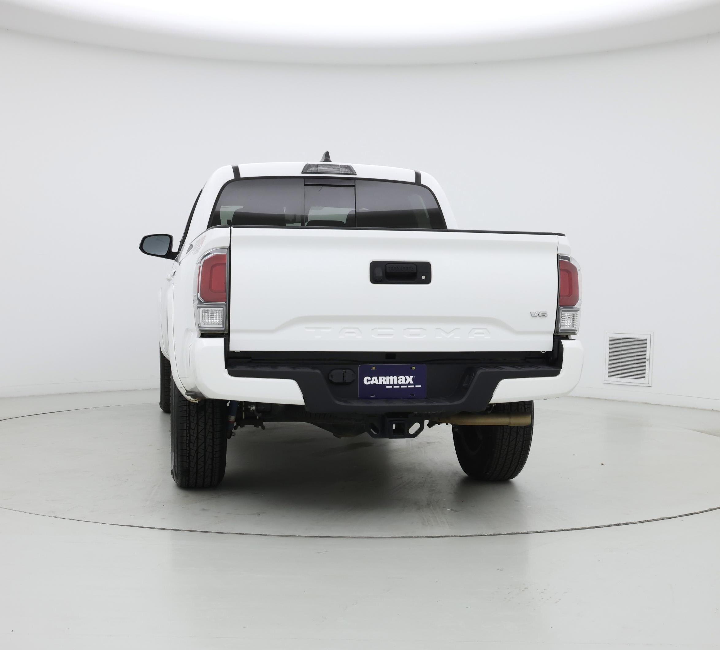 Thumbnail: 2020 Toyota Tacoma - 6
