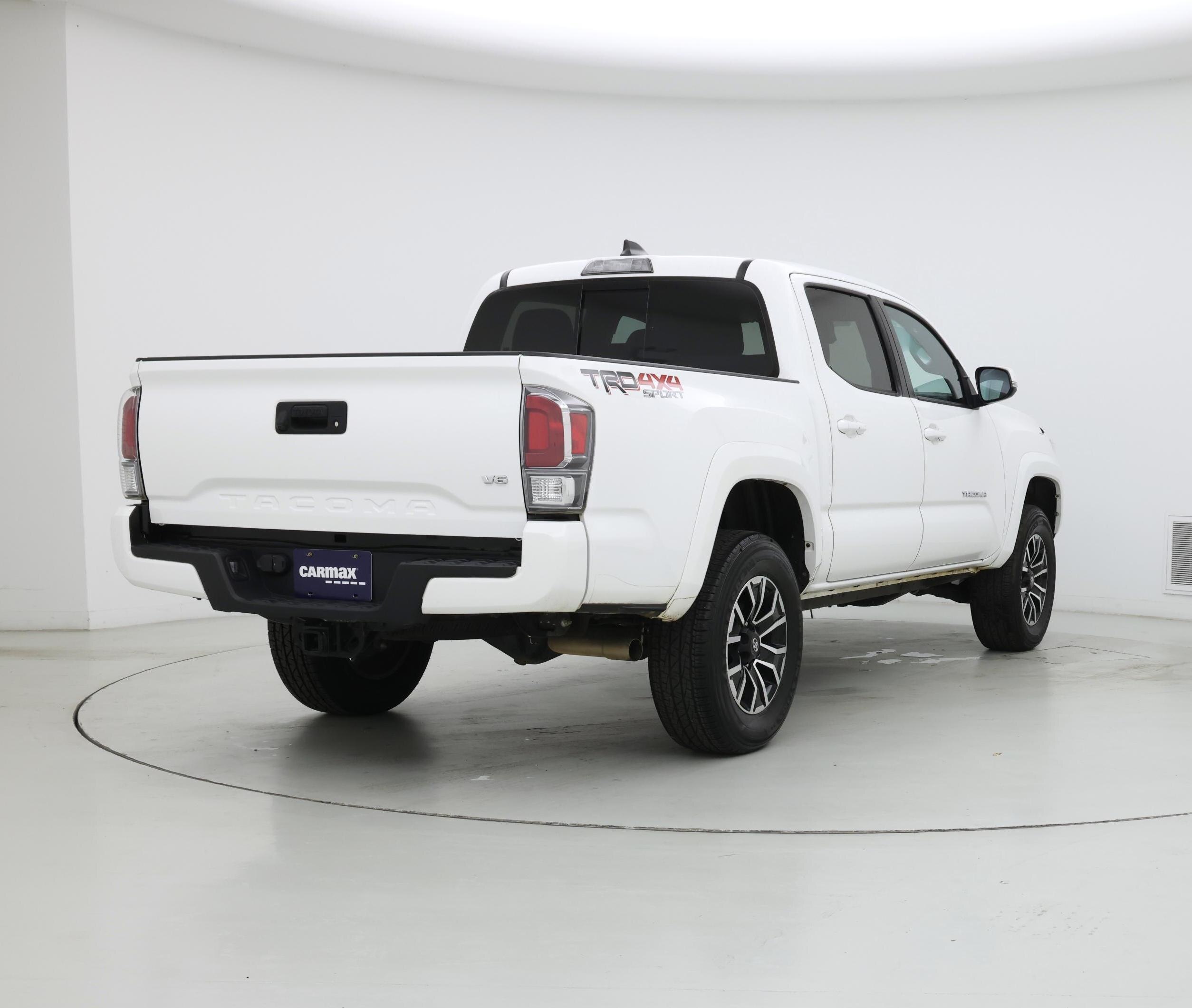 Thumbnail: 2020 Toyota Tacoma - 8