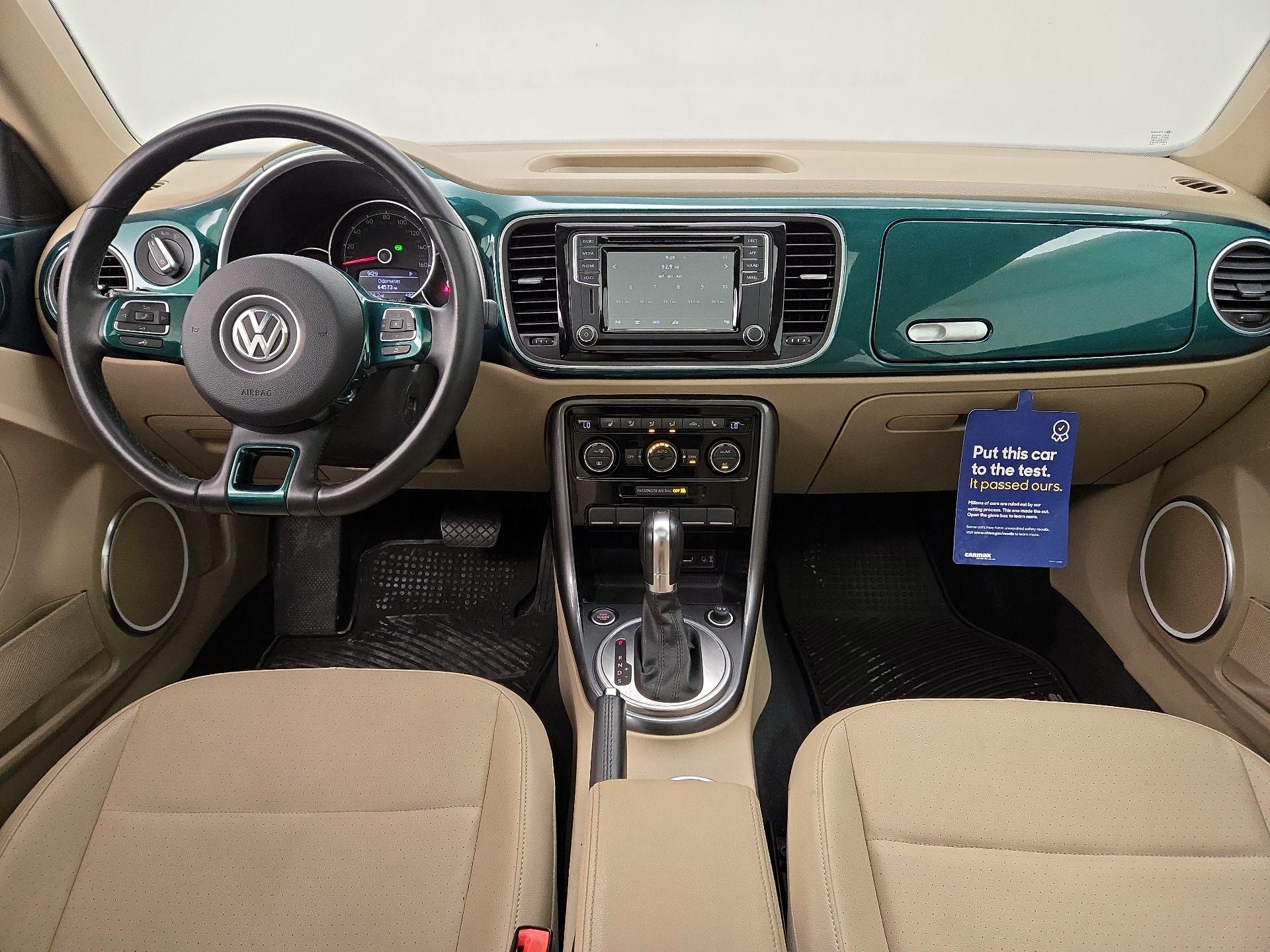 Thumbnail: 2018 Volkswagen Beetle - 9