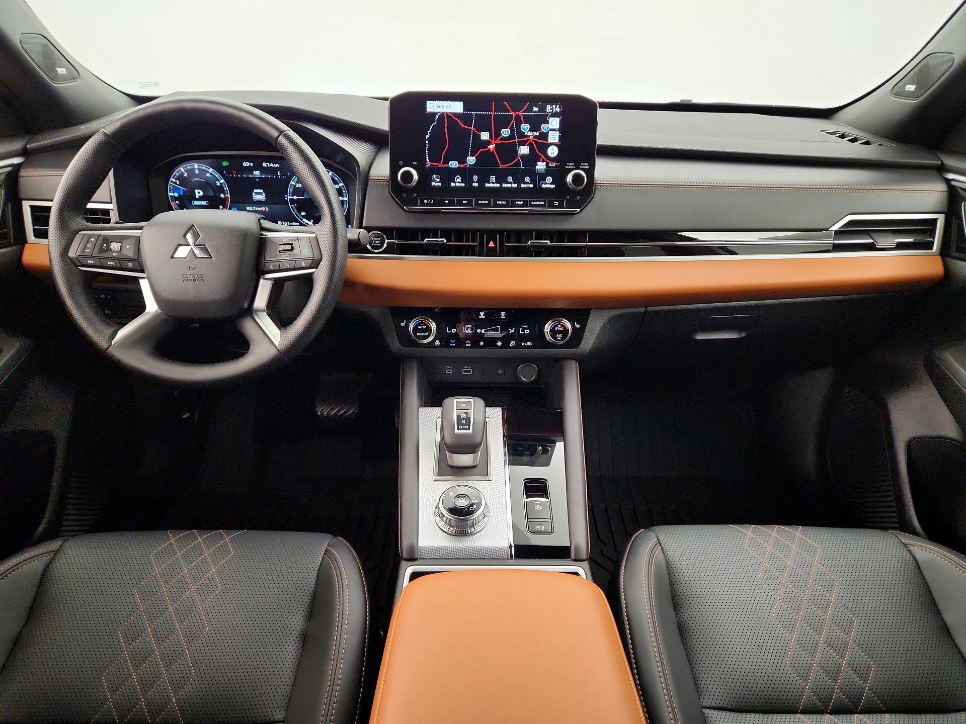 Thumbnail: 2024 Mitsubishi Outlander - 9