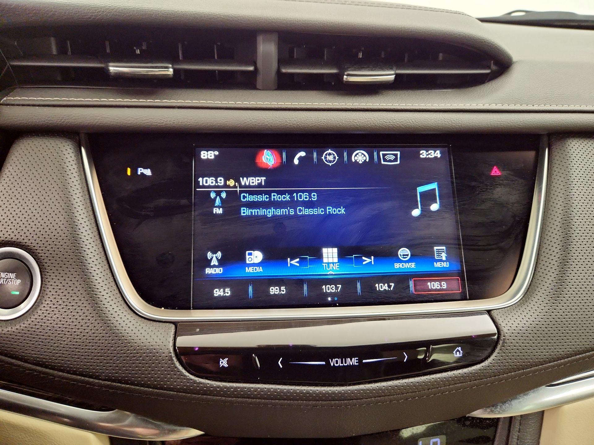Thumbnail: 2017 Cadillac XT5 - 15