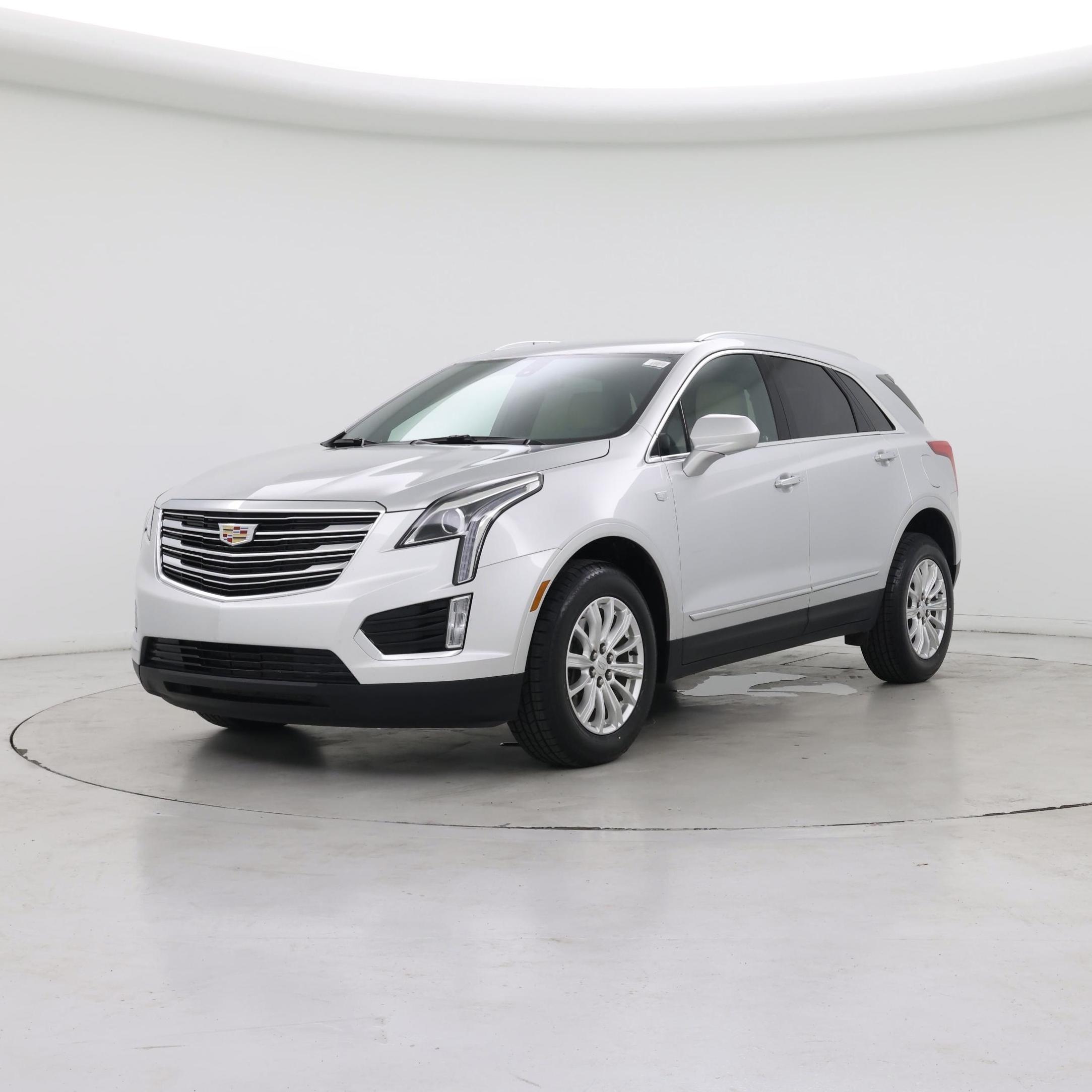 Thumbnail: 2017 Cadillac XT5 - 4