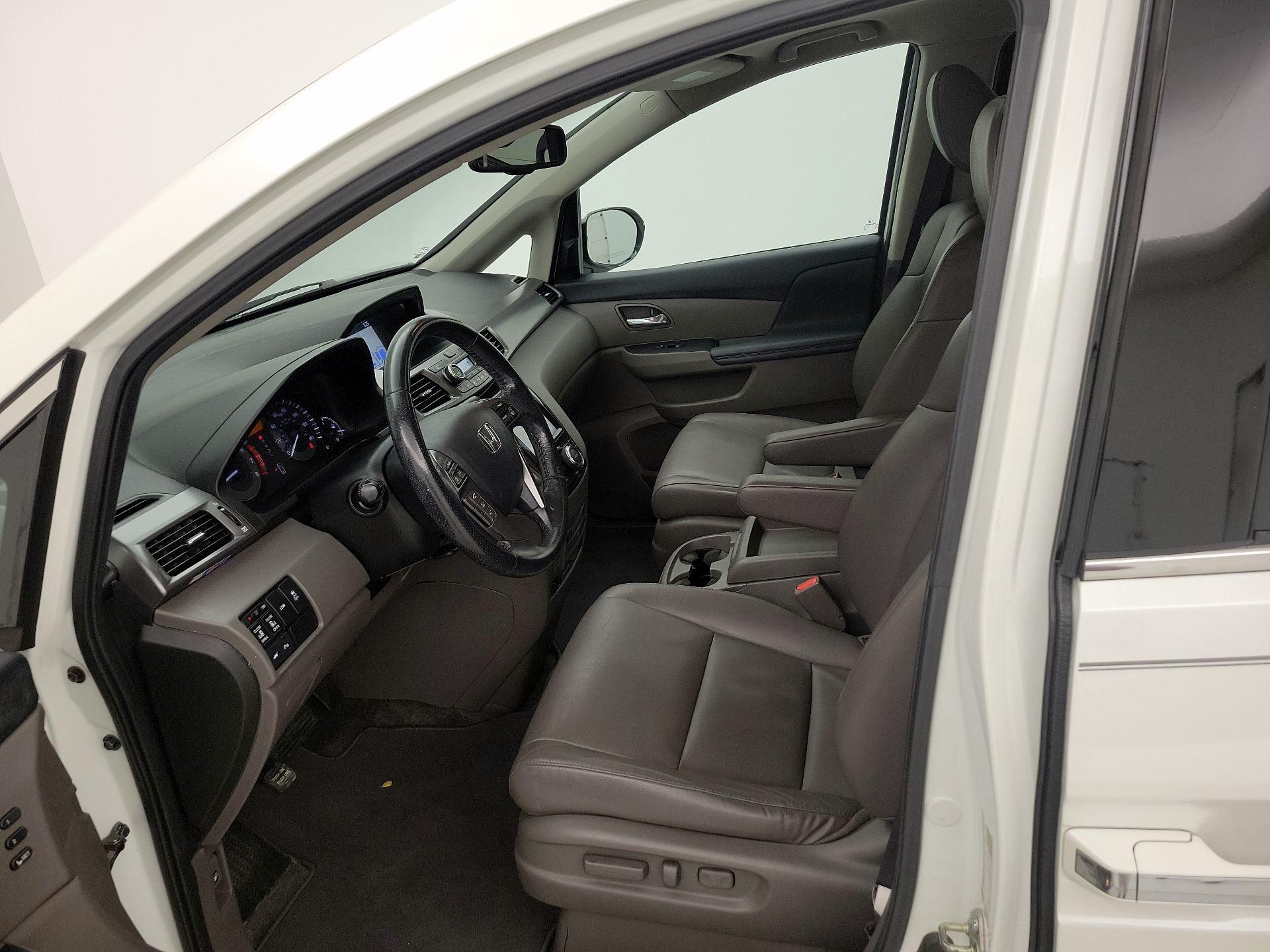 Thumbnail: 2014 Honda Odyssey - 11
