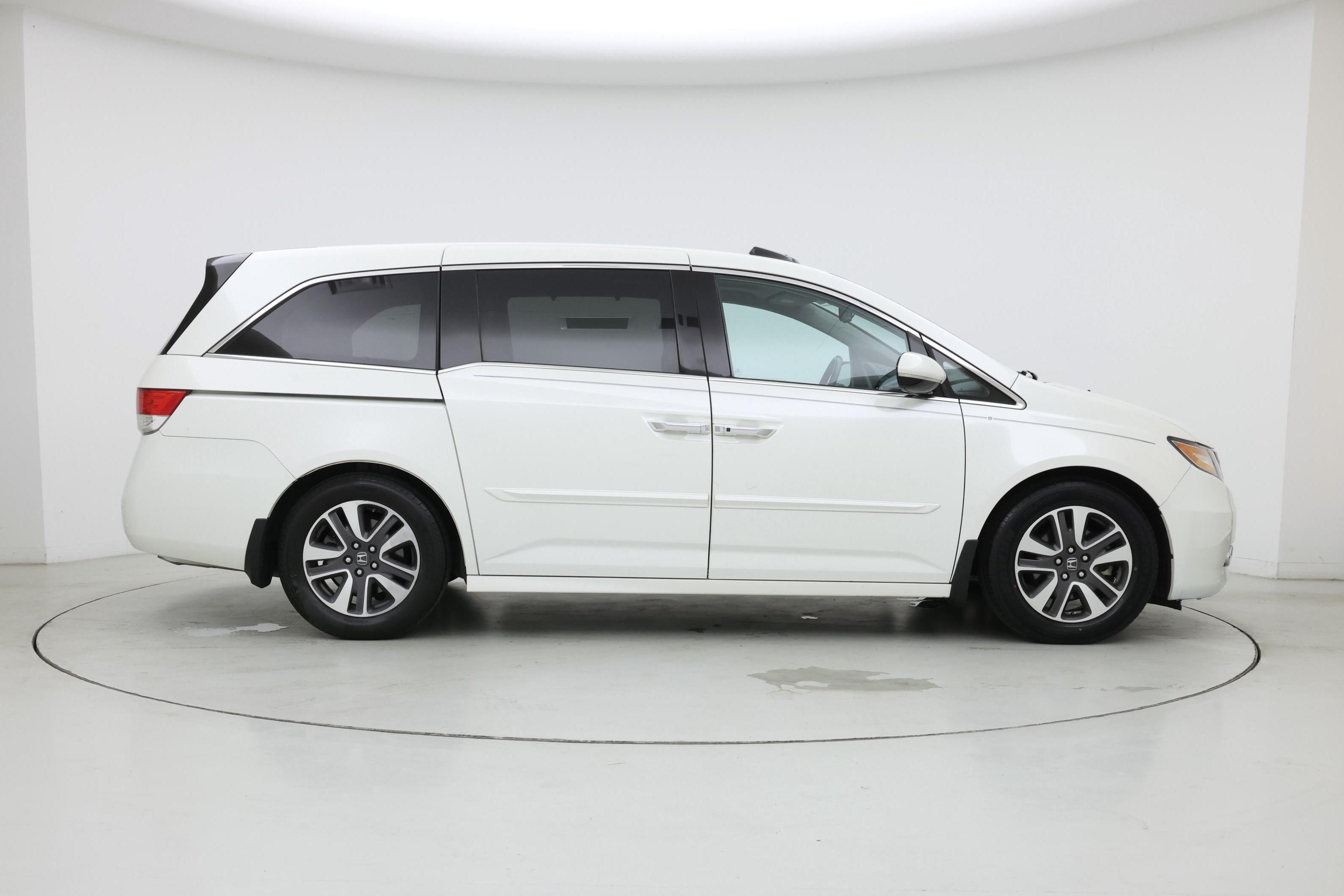 Thumbnail: 2014 Honda Odyssey - 7